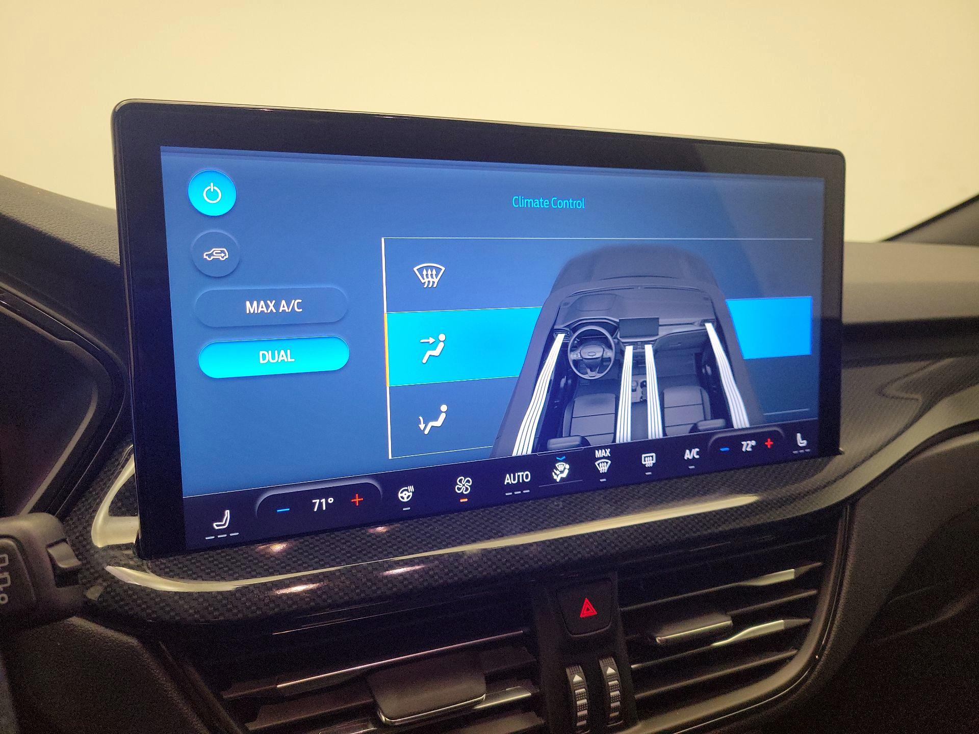 Thumbnail: 2023 Ford Escape - 17