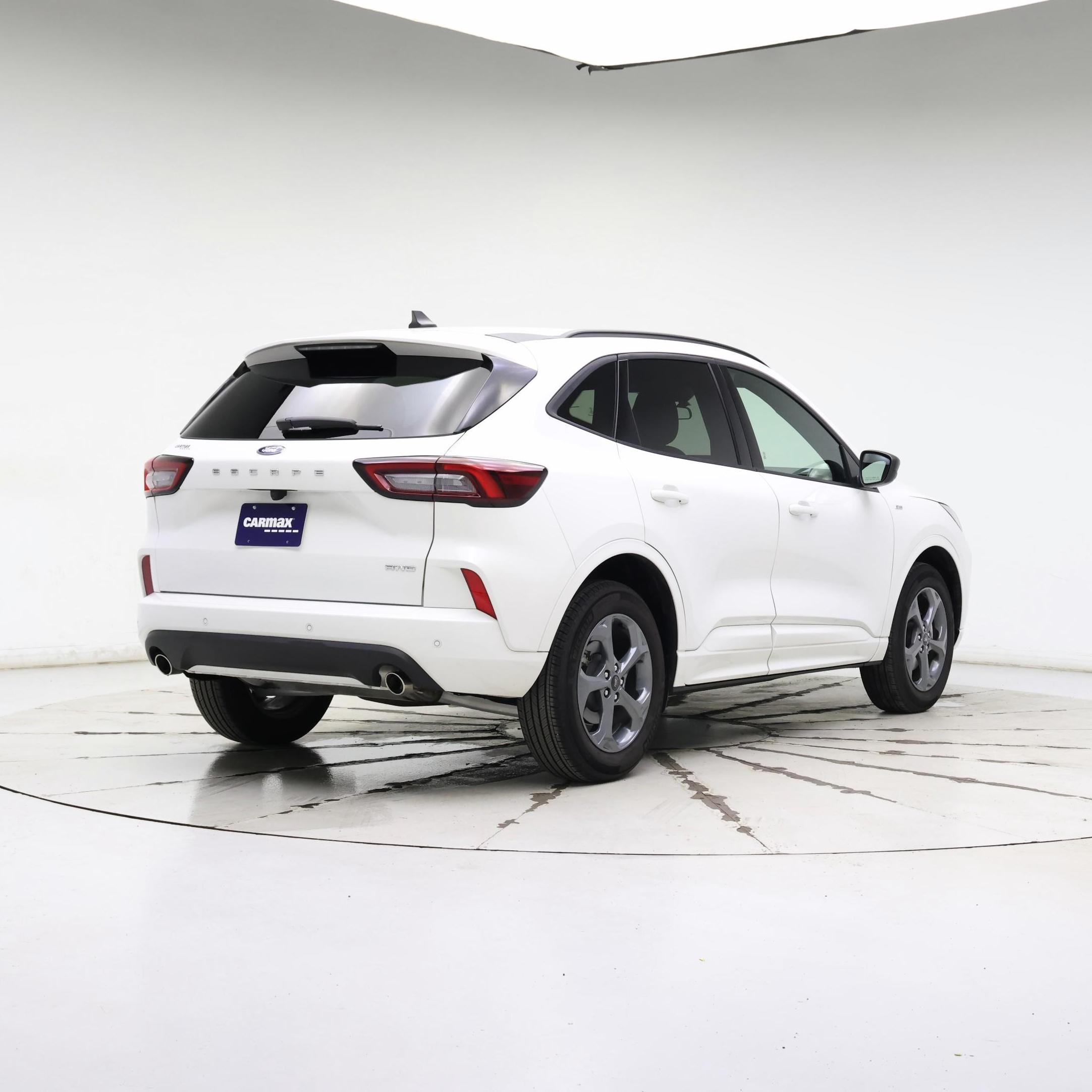 Thumbnail: 2023 Ford Escape - 8