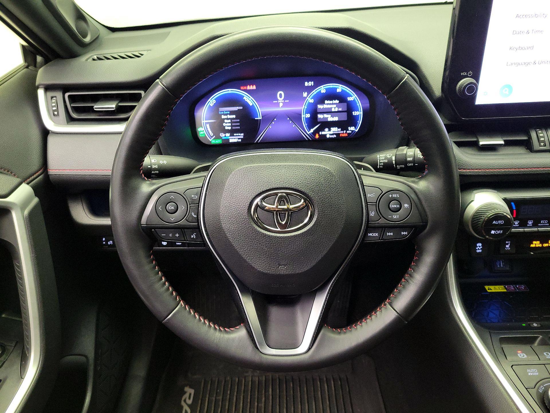 Thumbnail: 2023 Toyota RAV4 - 10