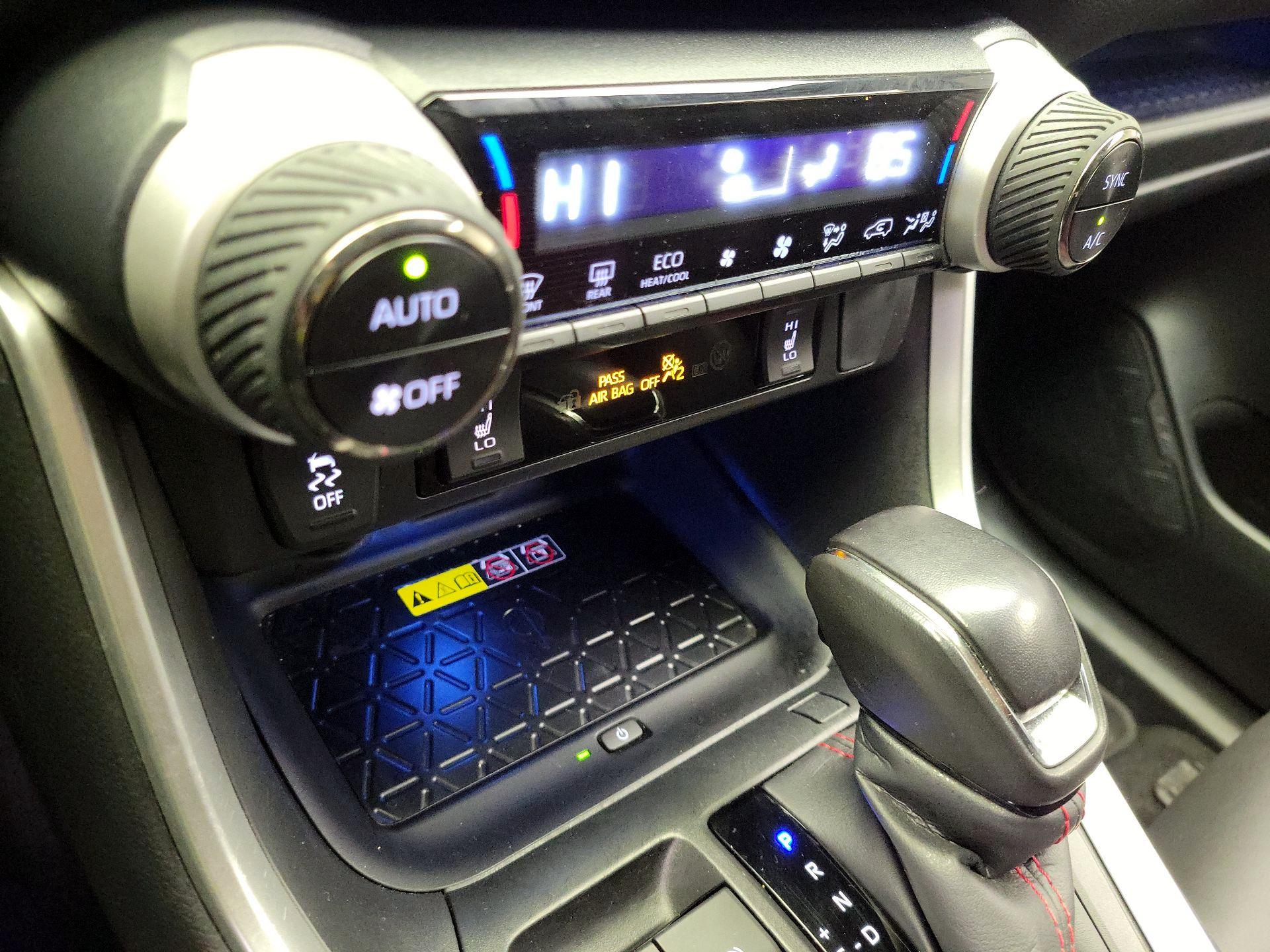 Thumbnail: 2023 Toyota RAV4 - 16