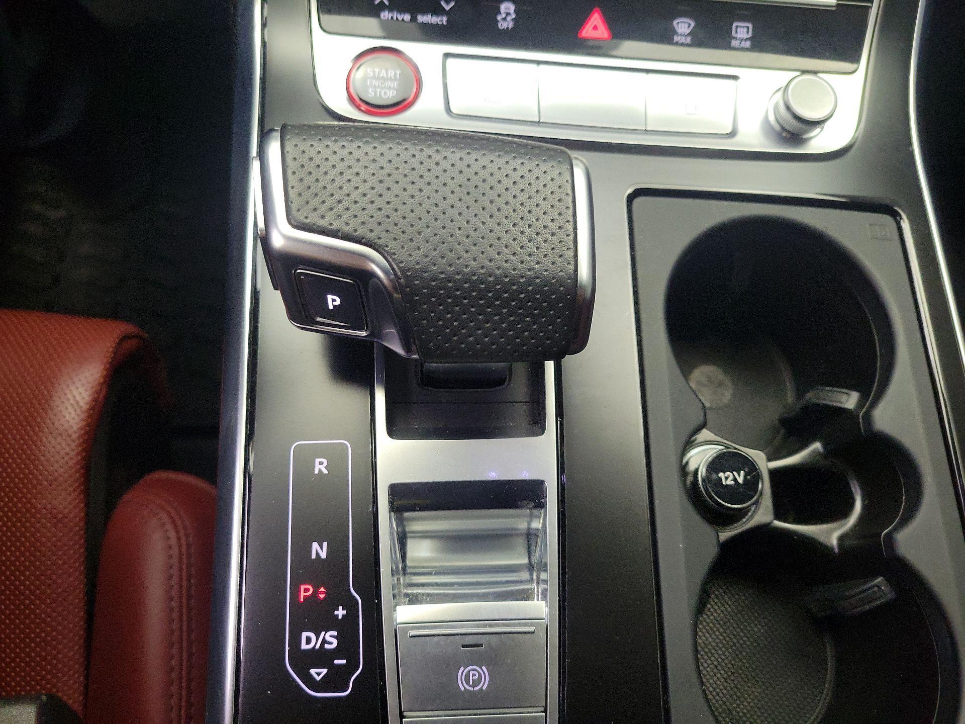 Thumbnail: 2021 Audi SQ8 - 18