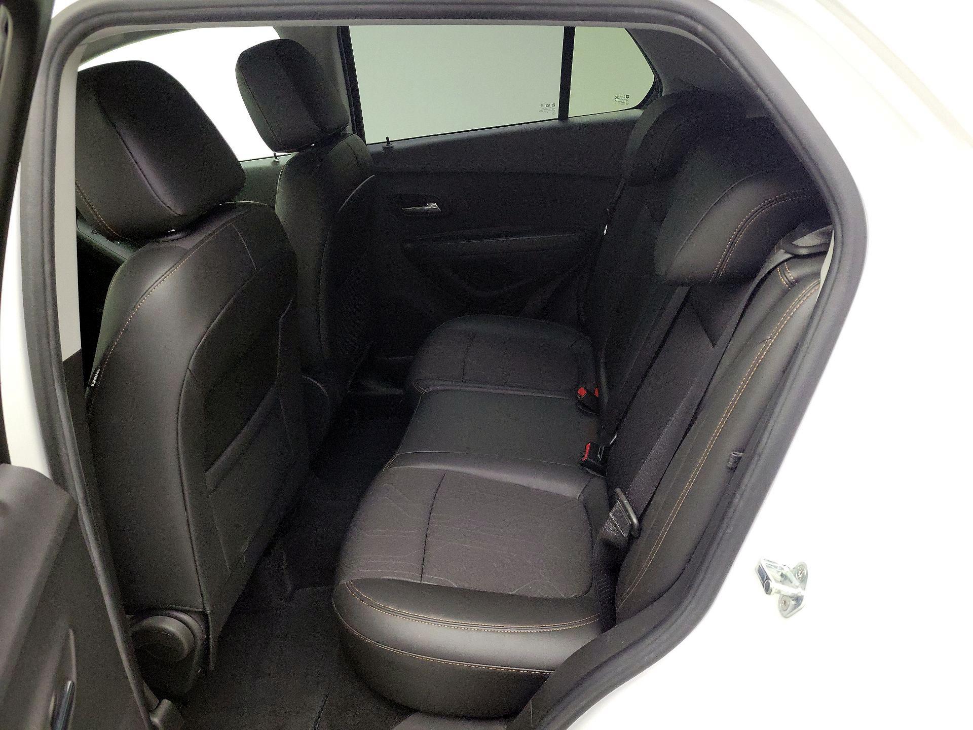 Thumbnail: 2020 Chevrolet Trax - 18