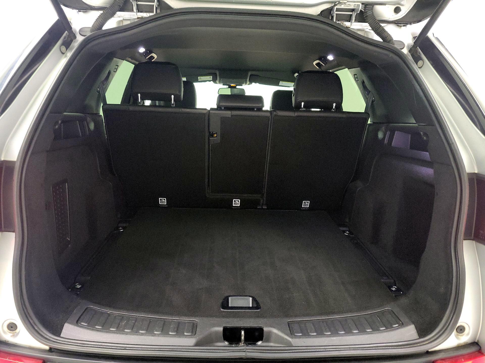Thumbnail: 2018 Land Rover Discovery Sport - 20