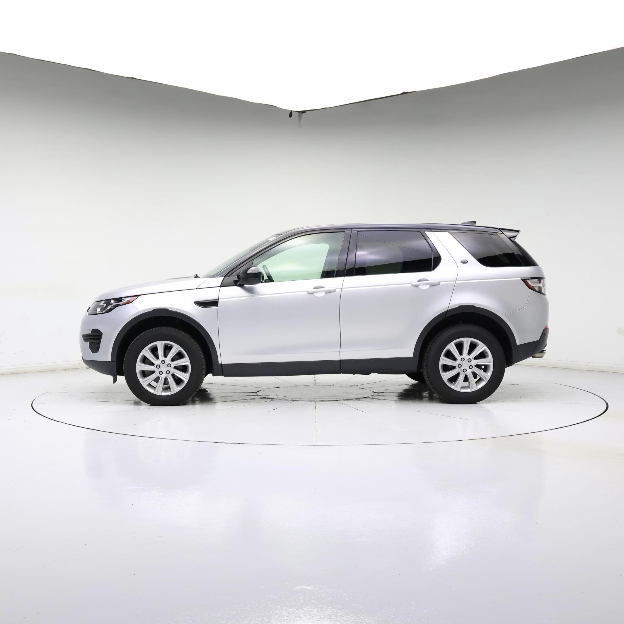 Thumbnail: 2018 Land Rover Discovery Sport - 3