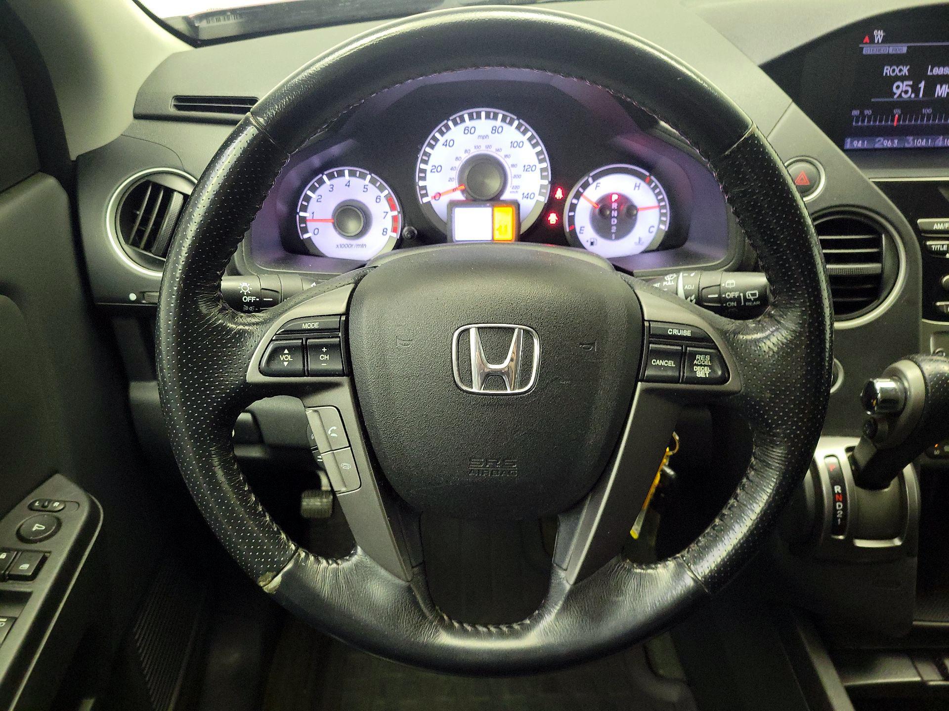 Thumbnail: 2015 Honda Pilot - 10