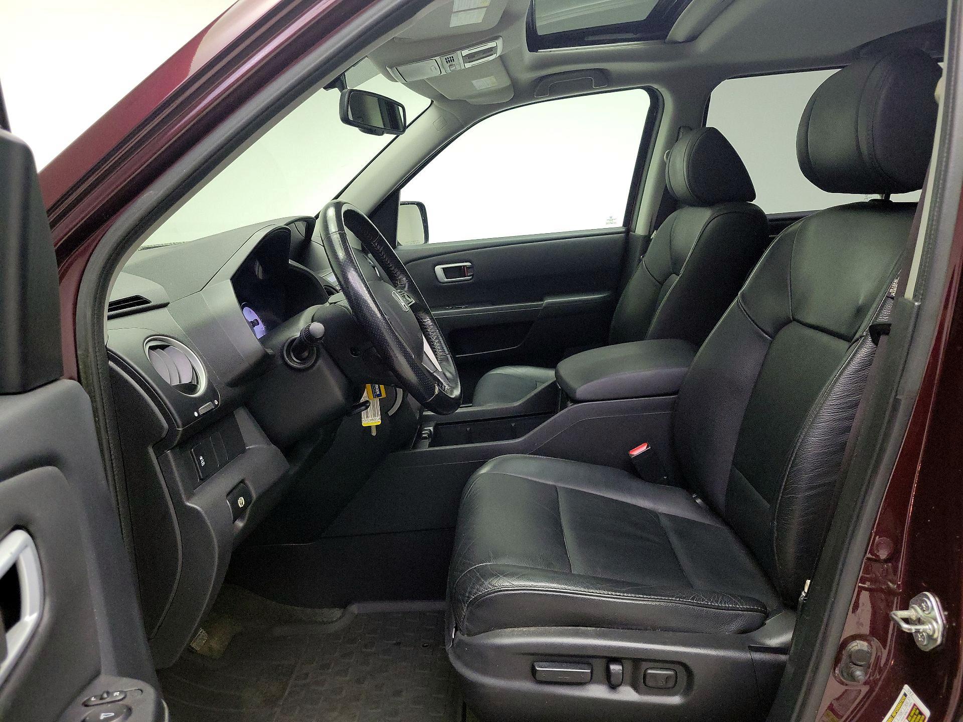 Thumbnail: 2015 Honda Pilot - 11