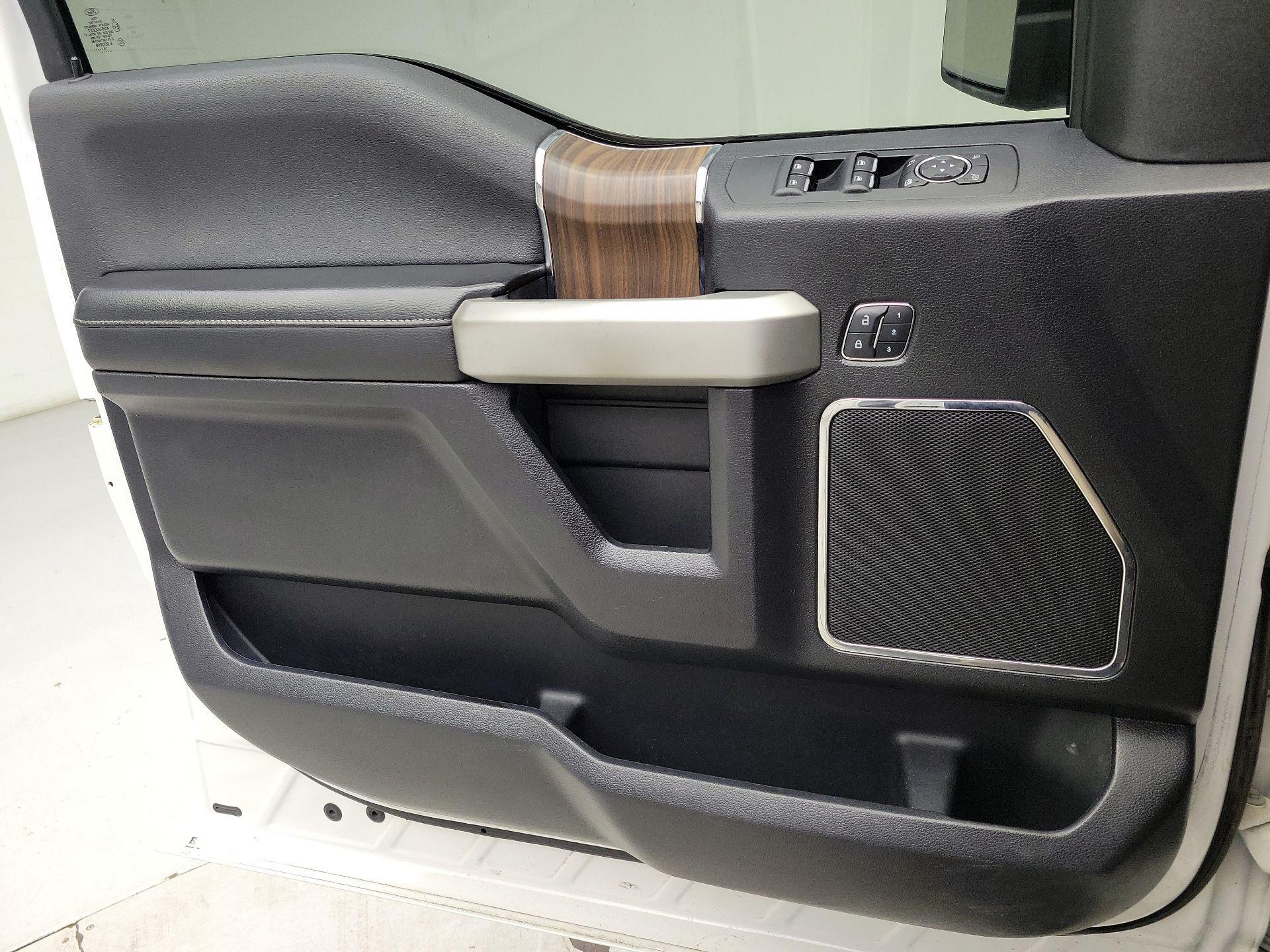 Thumbnail: 2016 Ford F-150 - 12