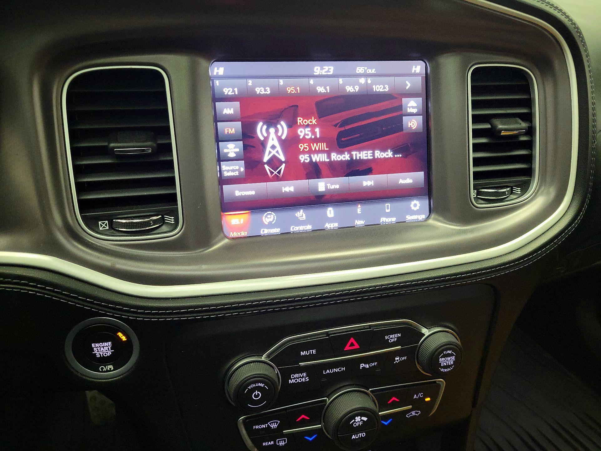 Thumbnail: 2021 Dodge Charger - 16