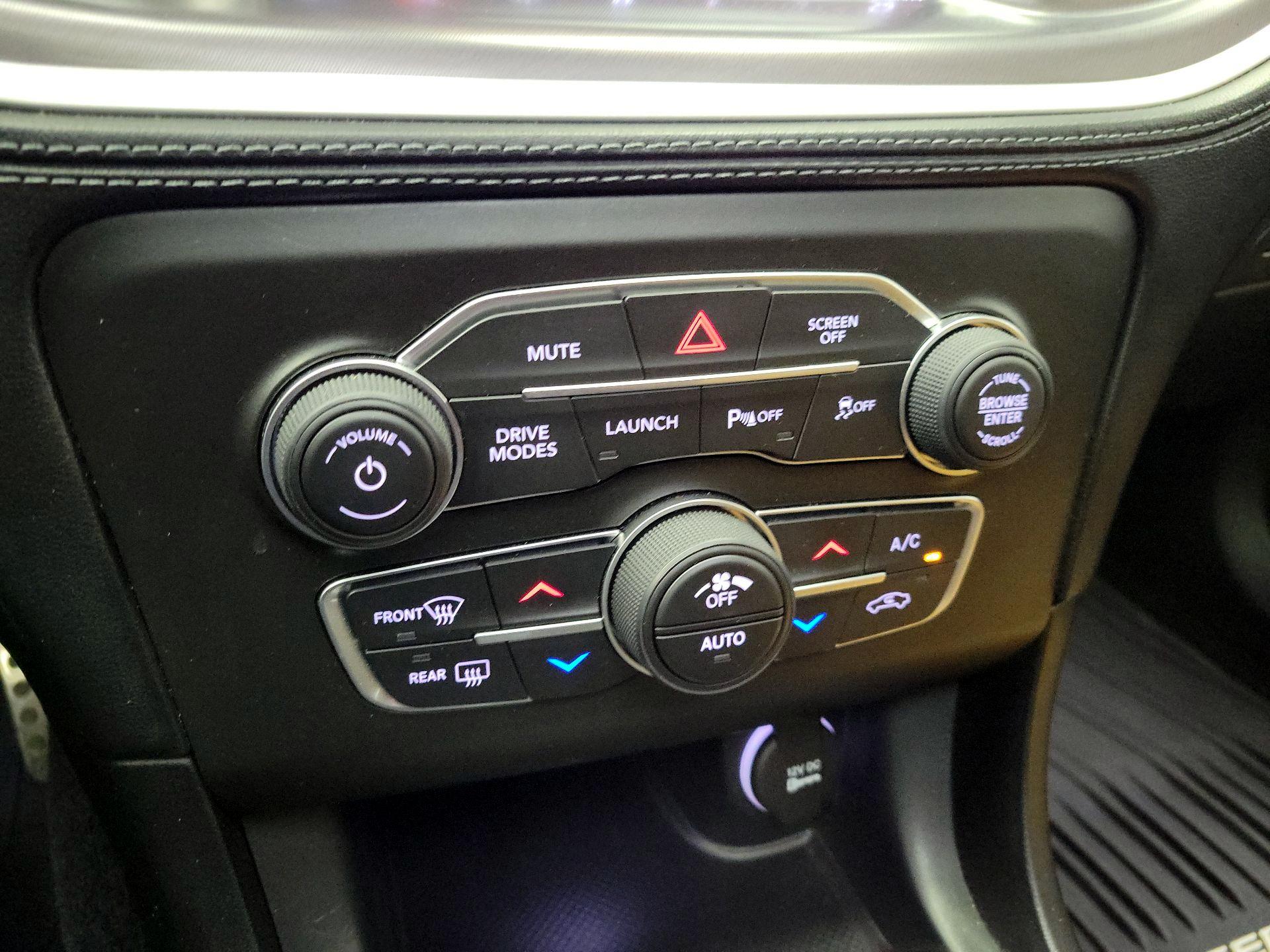 Thumbnail: 2021 Dodge Charger - 17