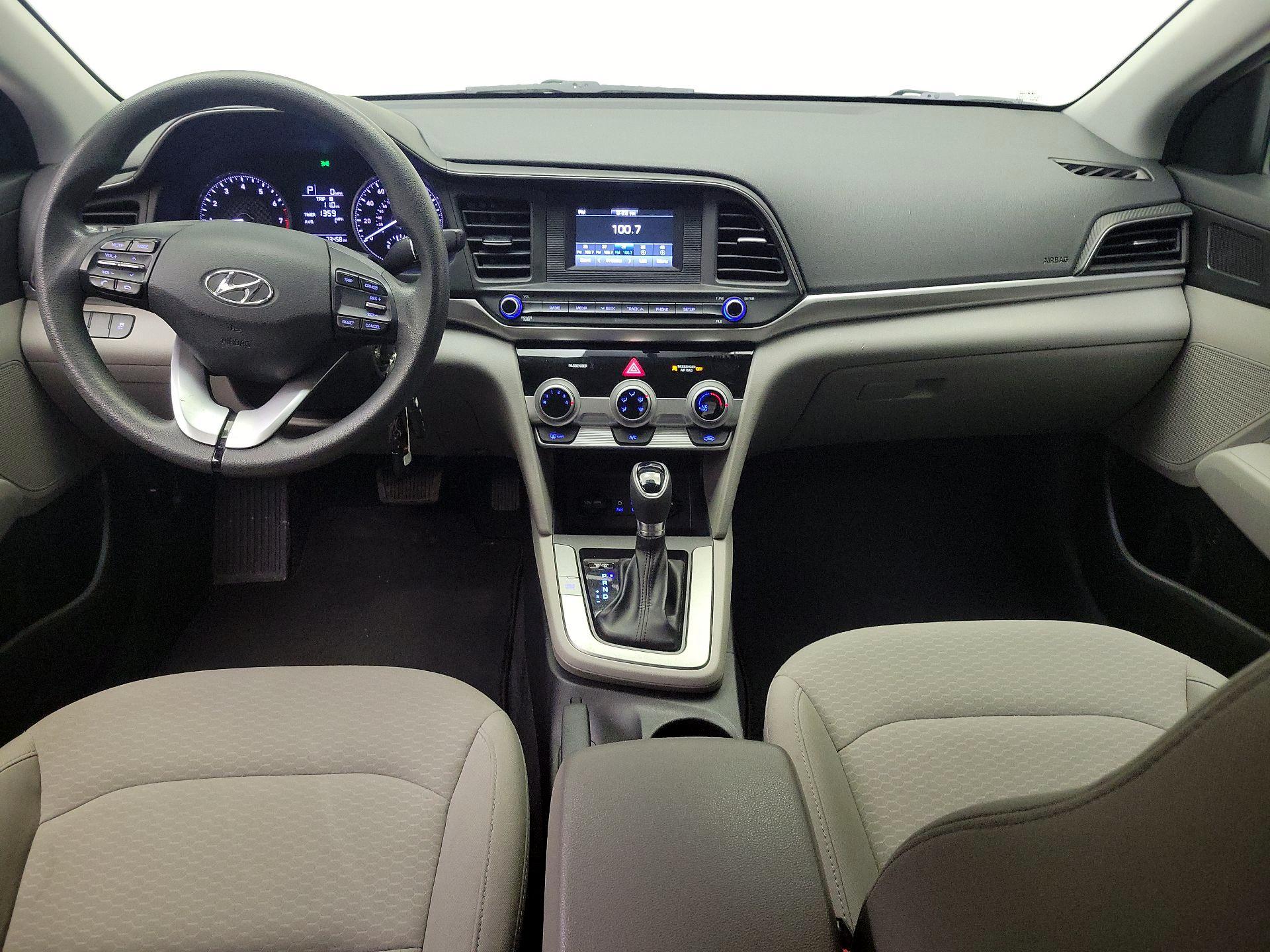 Thumbnail: 2019 Hyundai Elantra - 9