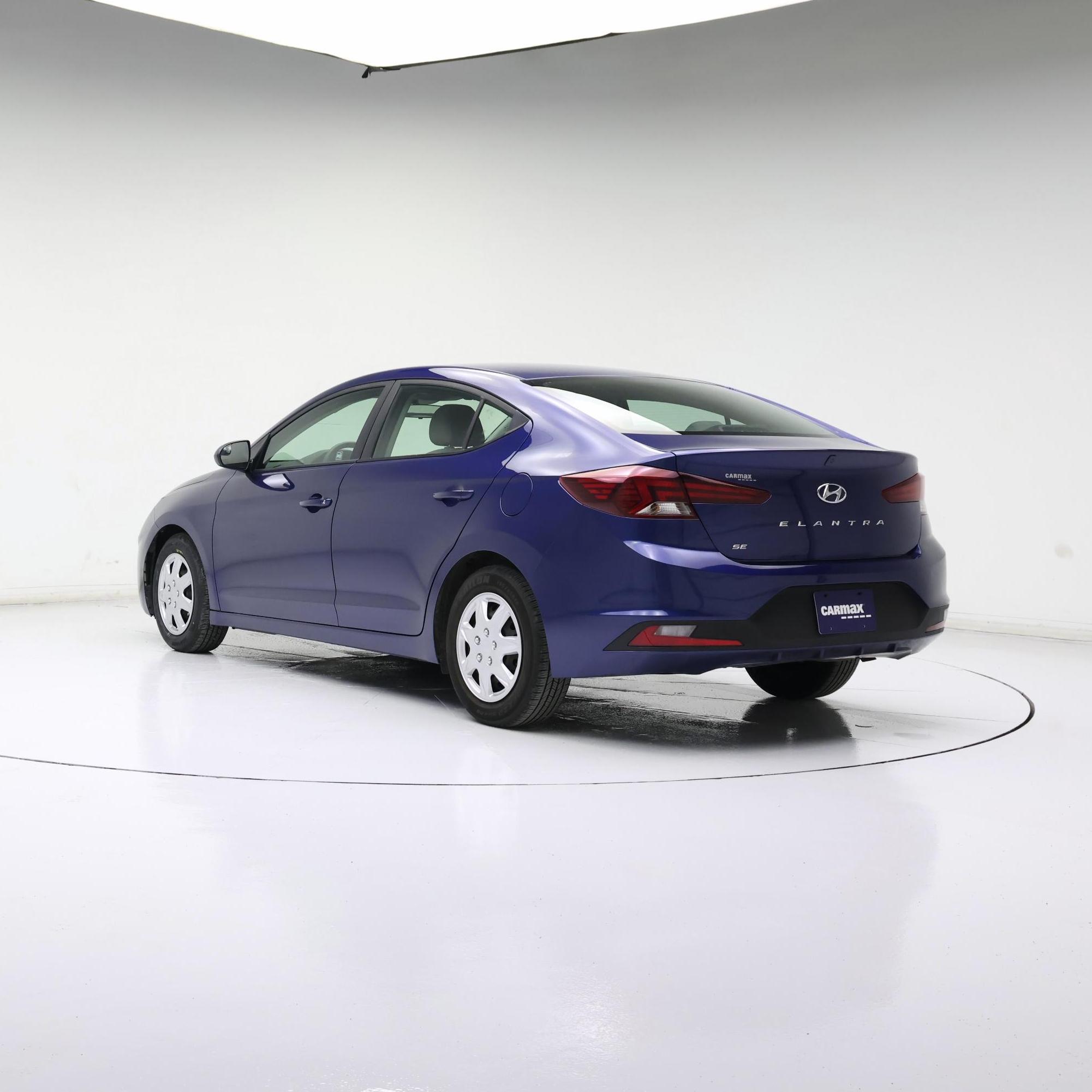 Thumbnail: 2019 Hyundai Elantra - 2