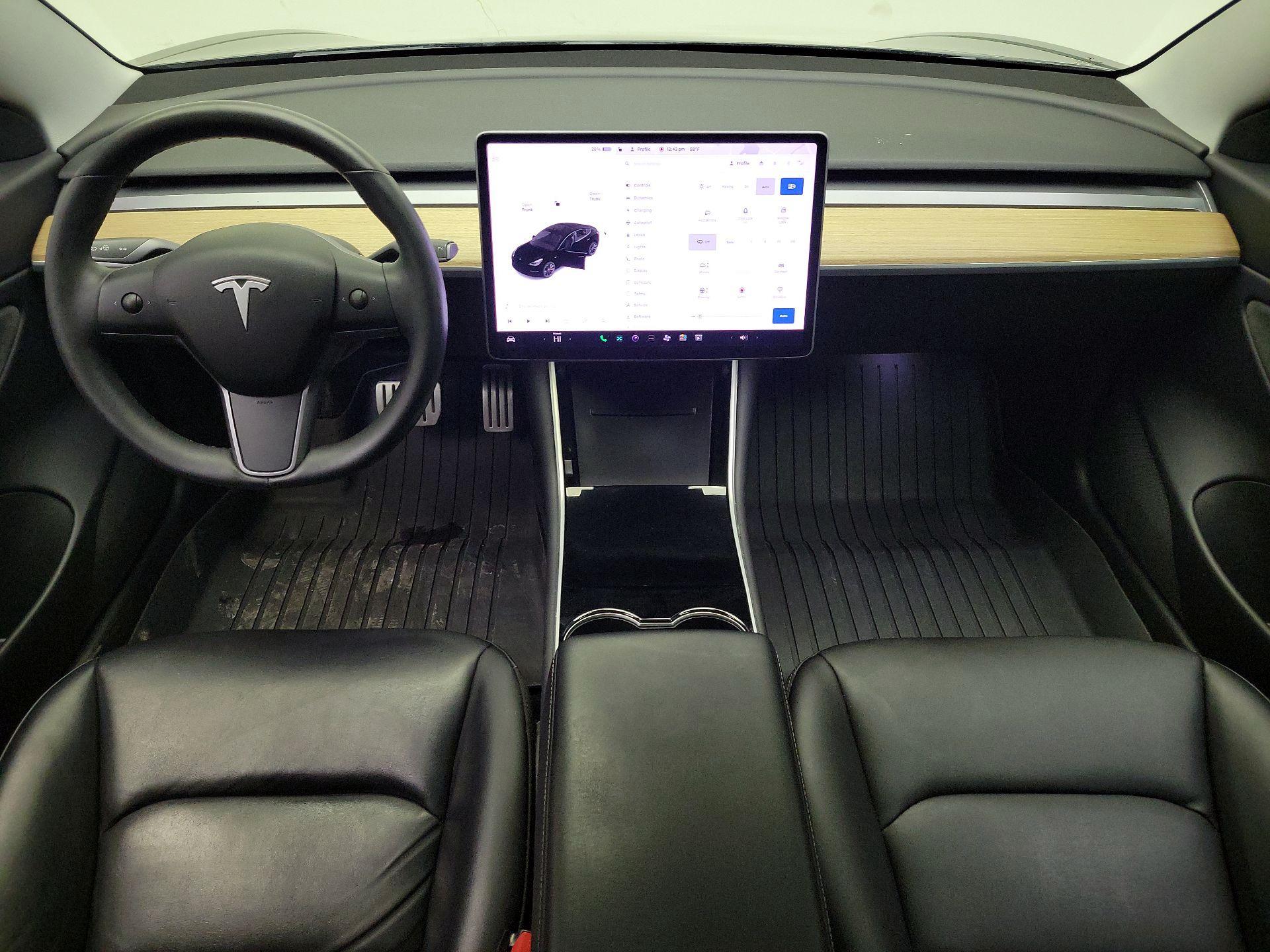 Thumbnail: 2020 Tesla Model 3 - 9