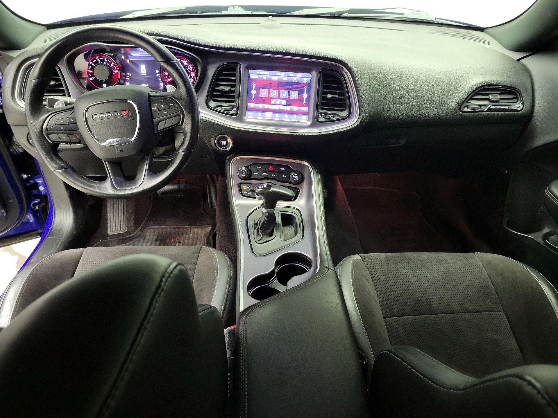 Thumbnail: 2018 Dodge Challenger - 9