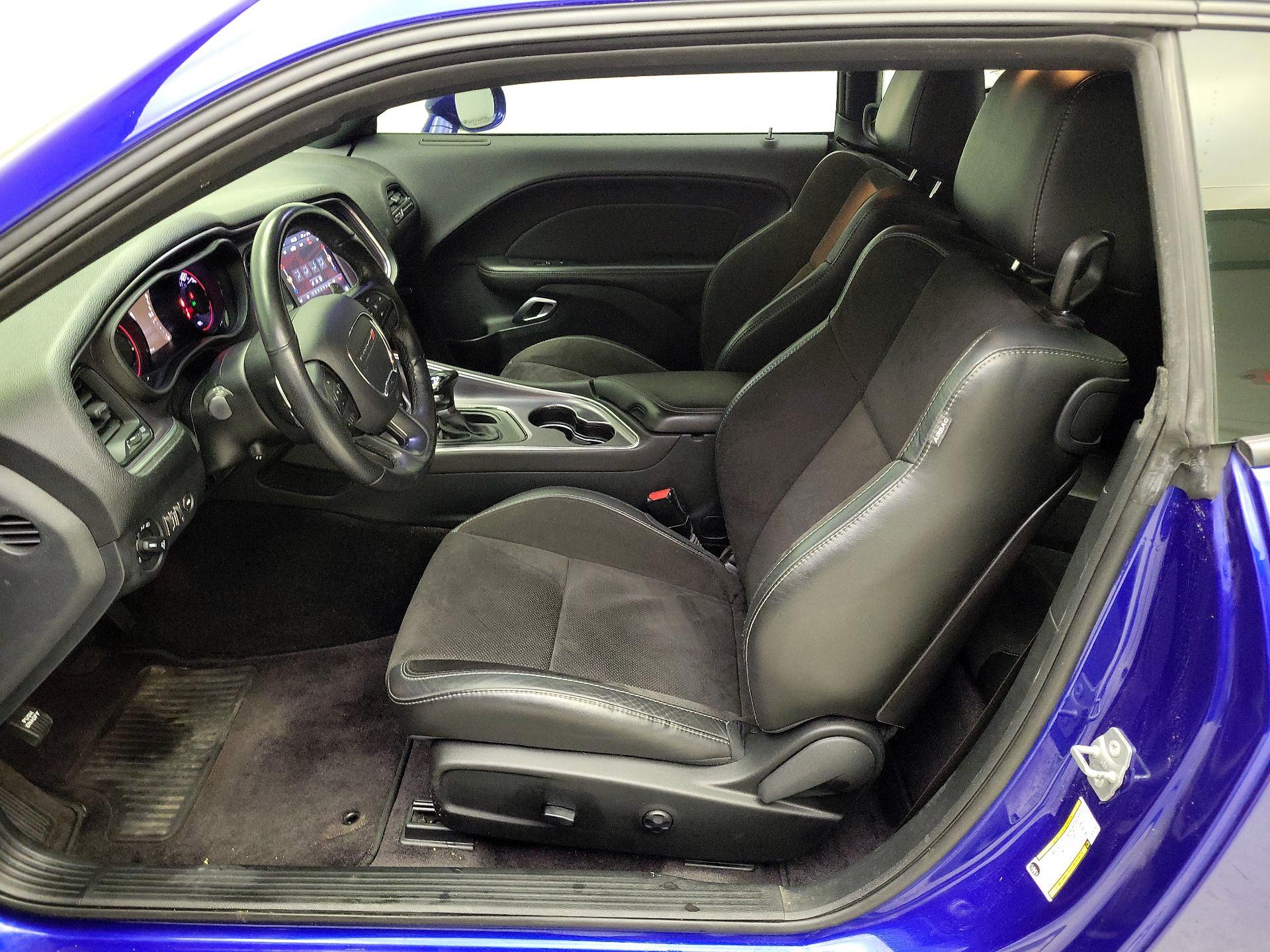 Thumbnail: 2018 Dodge Challenger - 11