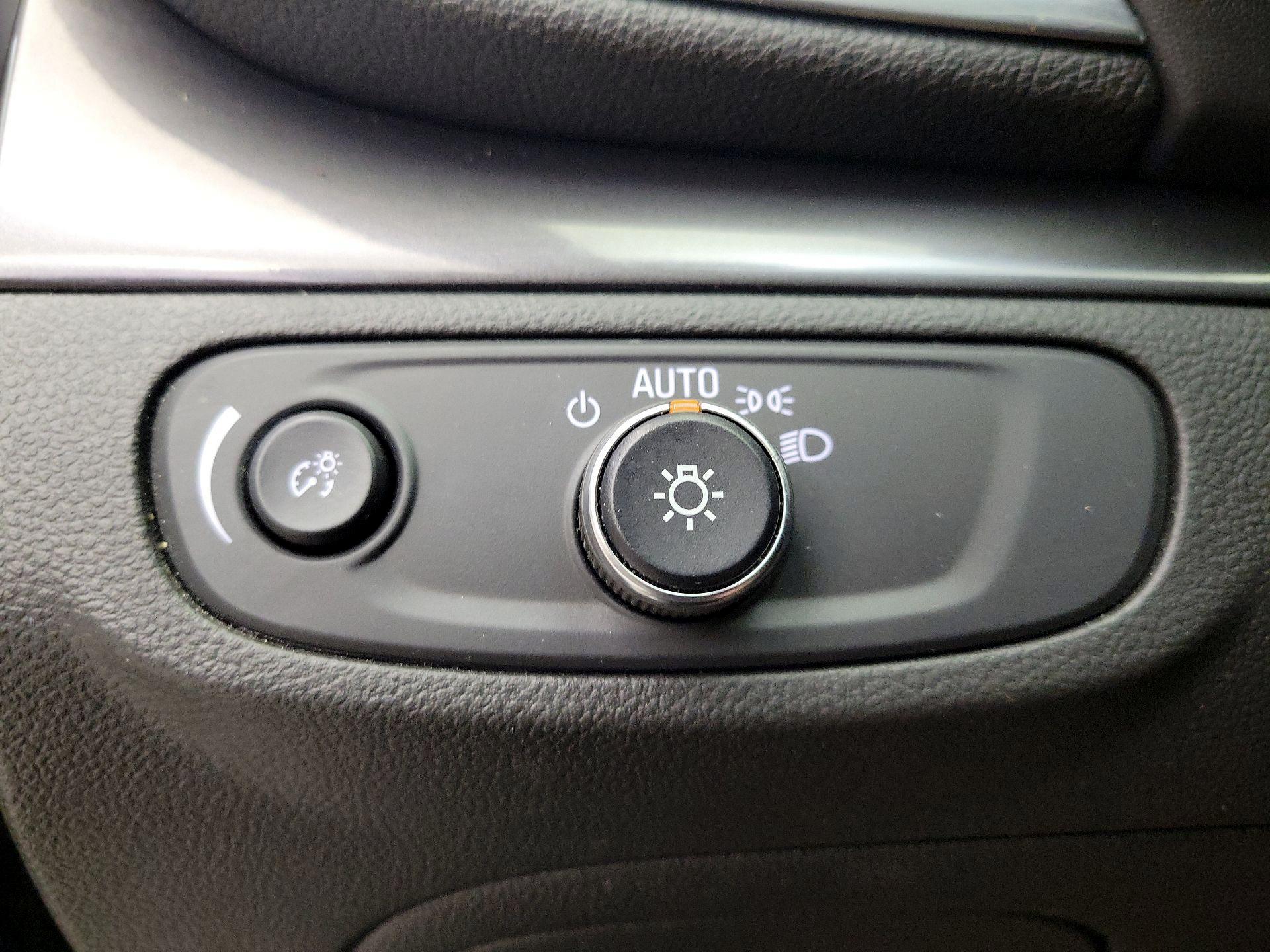 Thumbnail: 2019 Buick Encore - 13