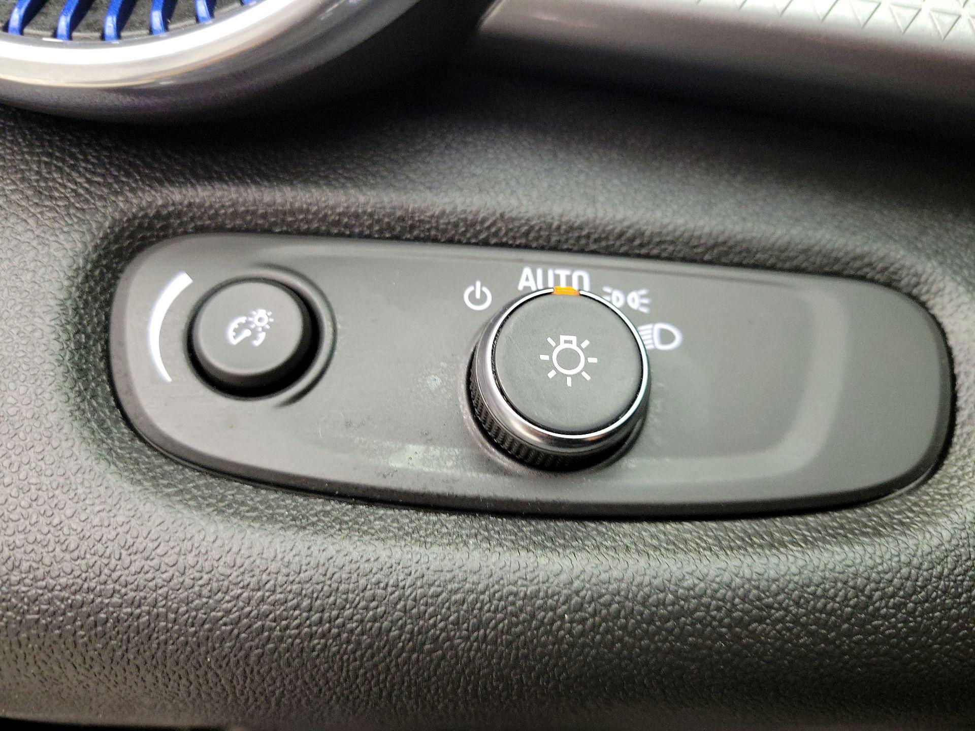 Thumbnail: 2025 Chevrolet Trax - 13