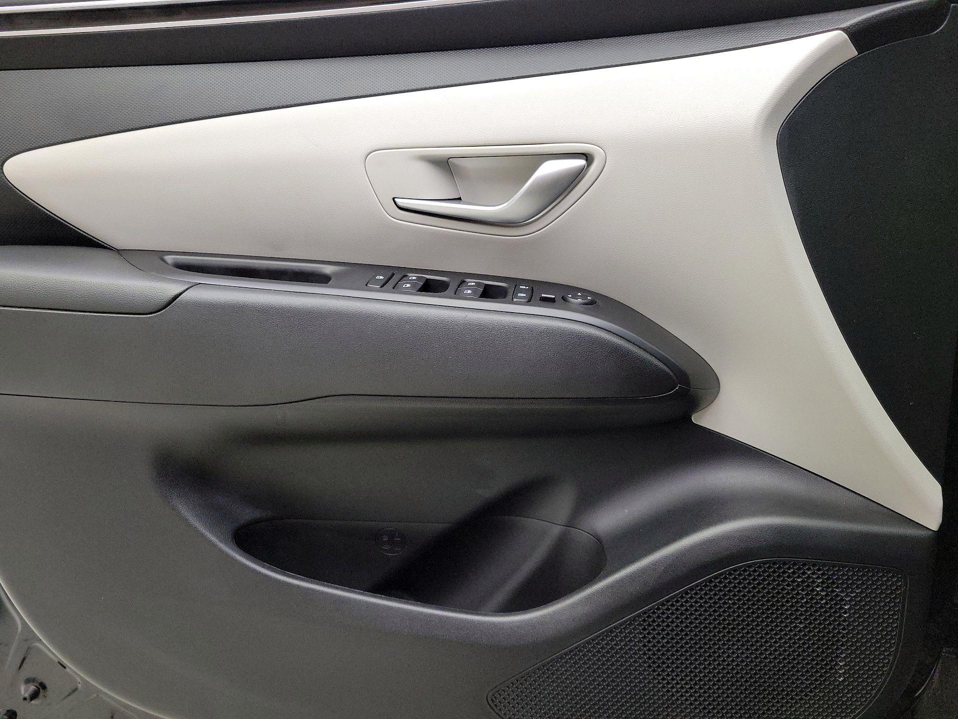 Thumbnail: 2023 Hyundai Tucson - 12