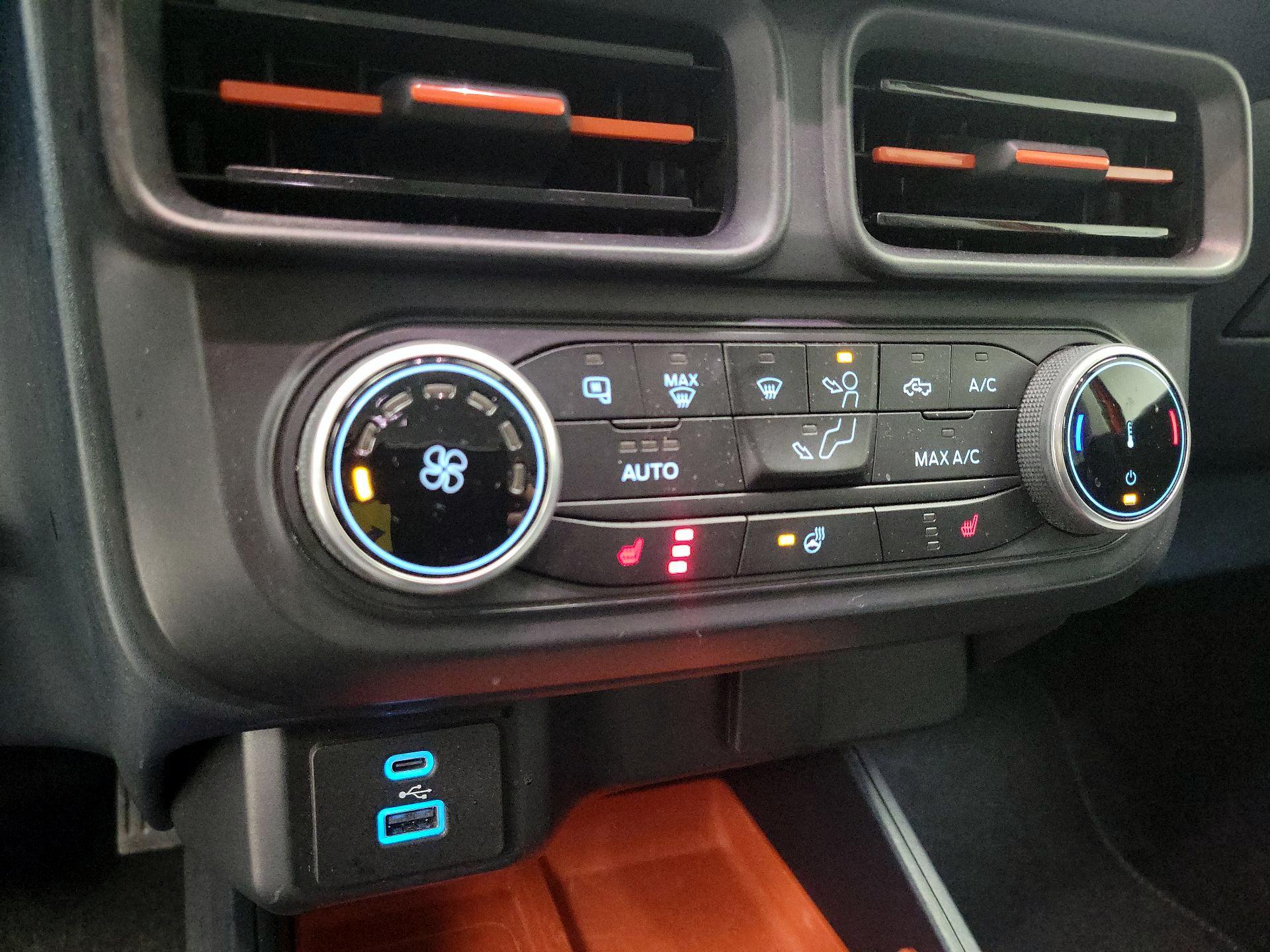 Thumbnail: 2022 Ford Maverick - 15