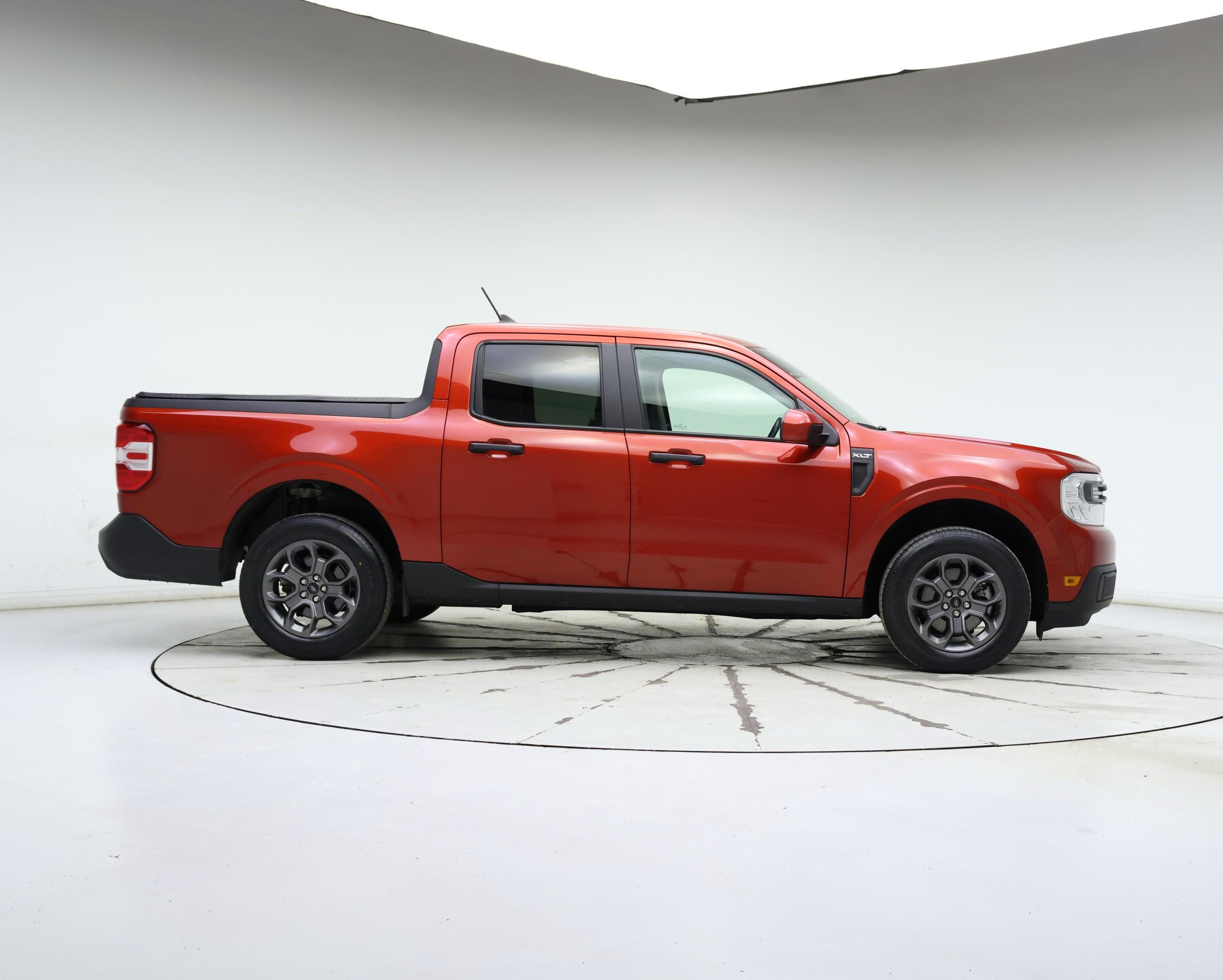 Thumbnail: 2022 Ford Maverick - 7