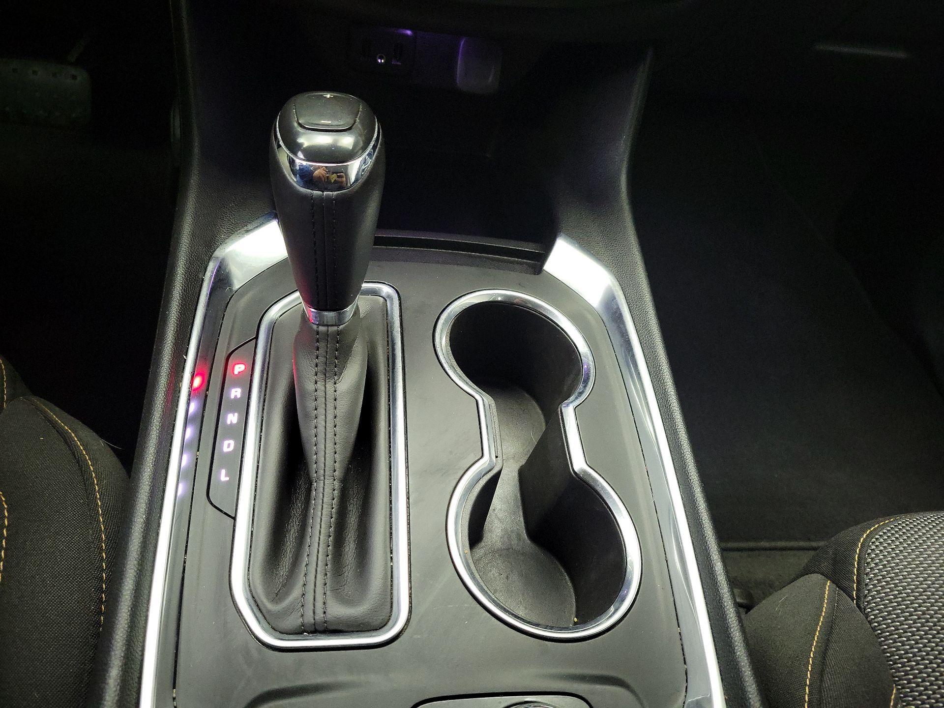 Thumbnail: 2019 Chevrolet Traverse - 17