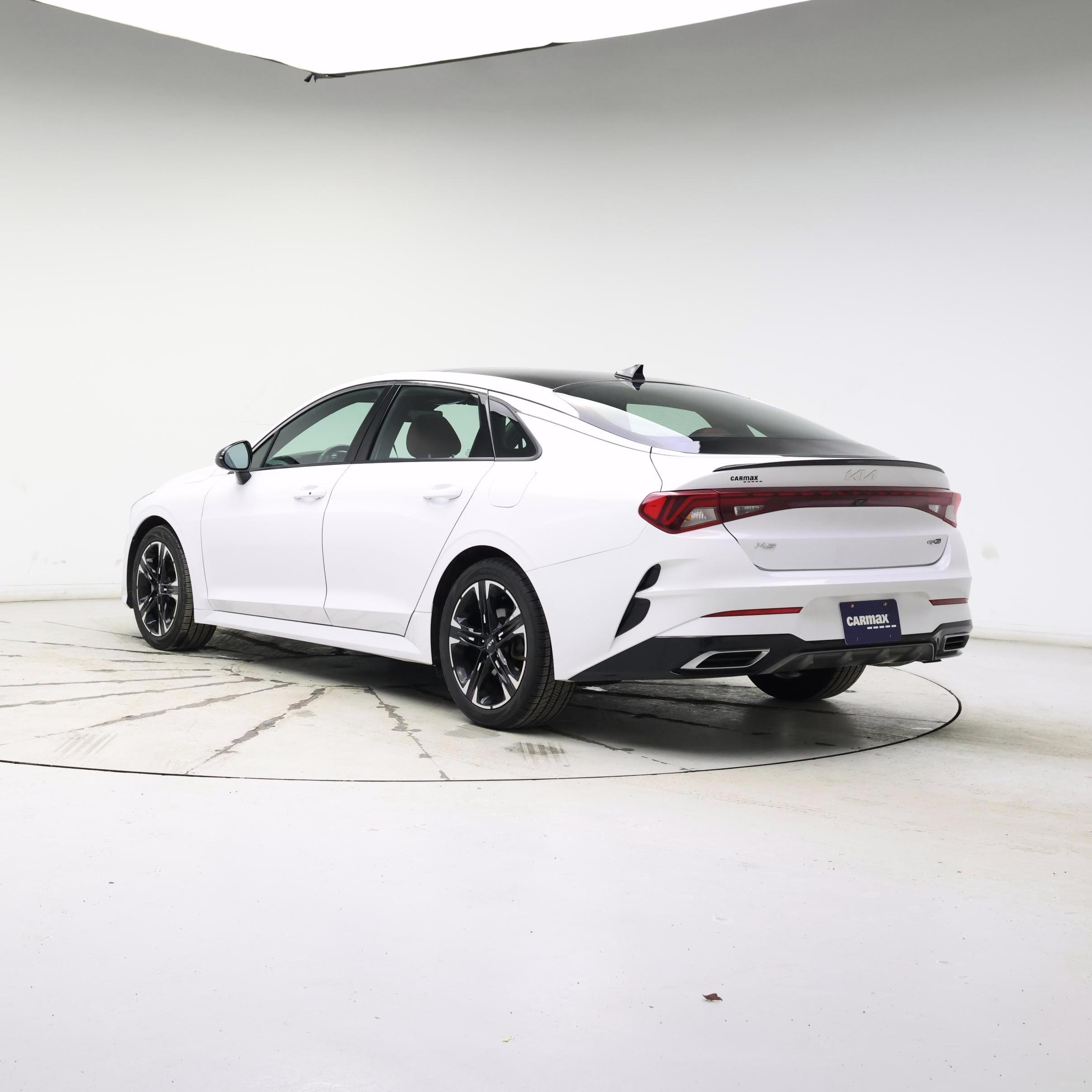 Thumbnail: 2022 Kia K5 - 2