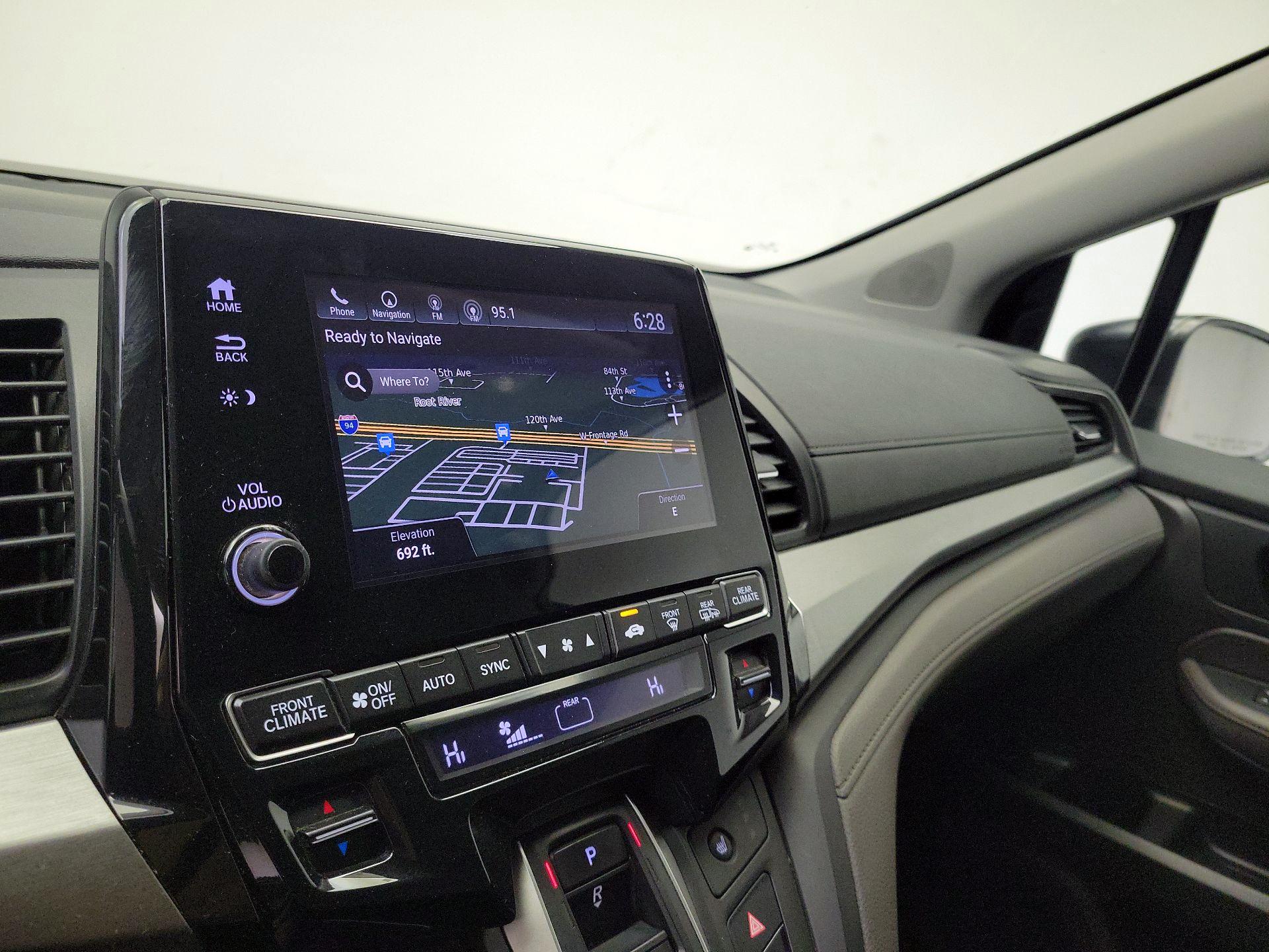 Thumbnail: 2019 Honda Odyssey - 14