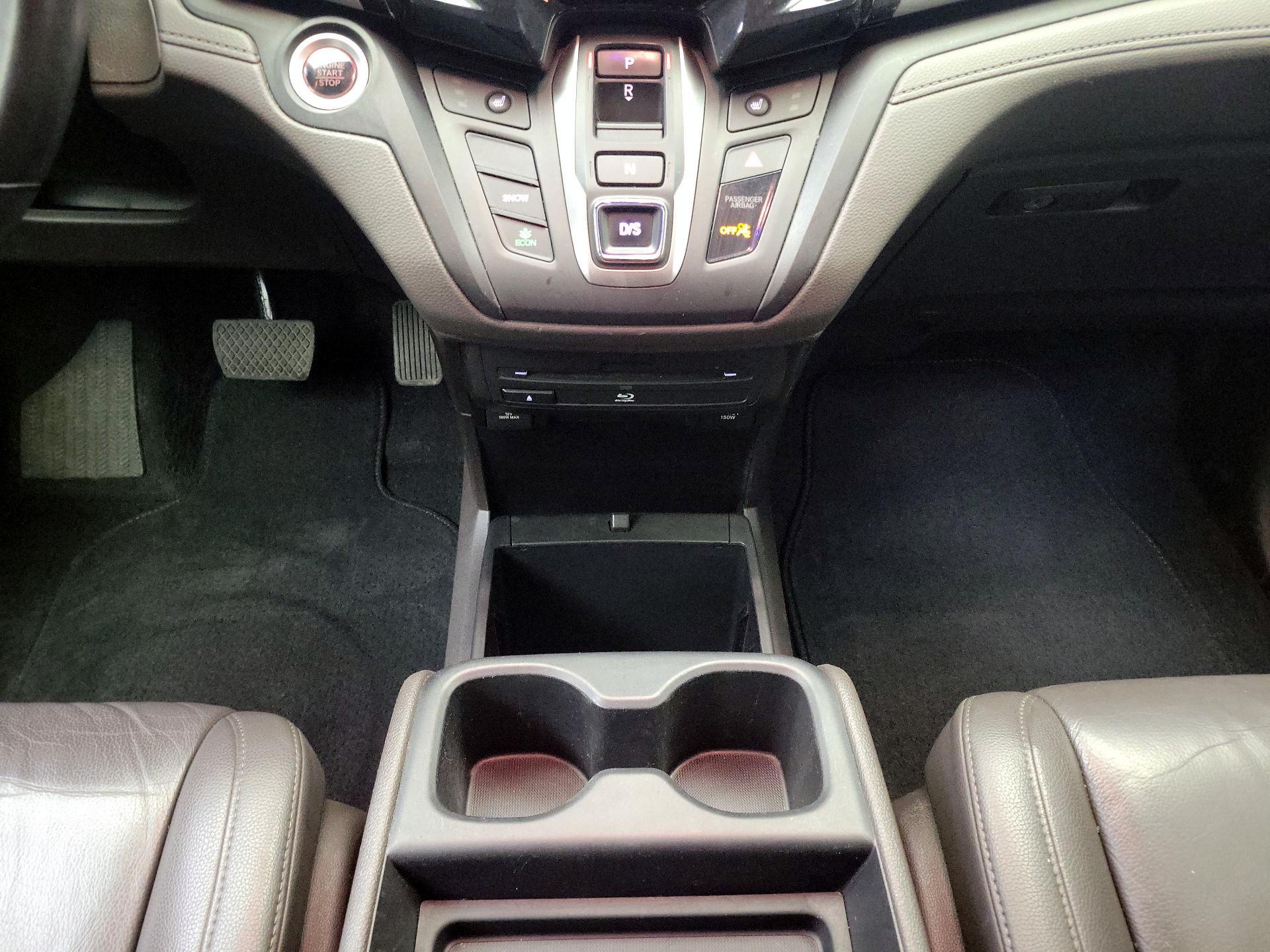 Thumbnail: 2019 Honda Odyssey - 18