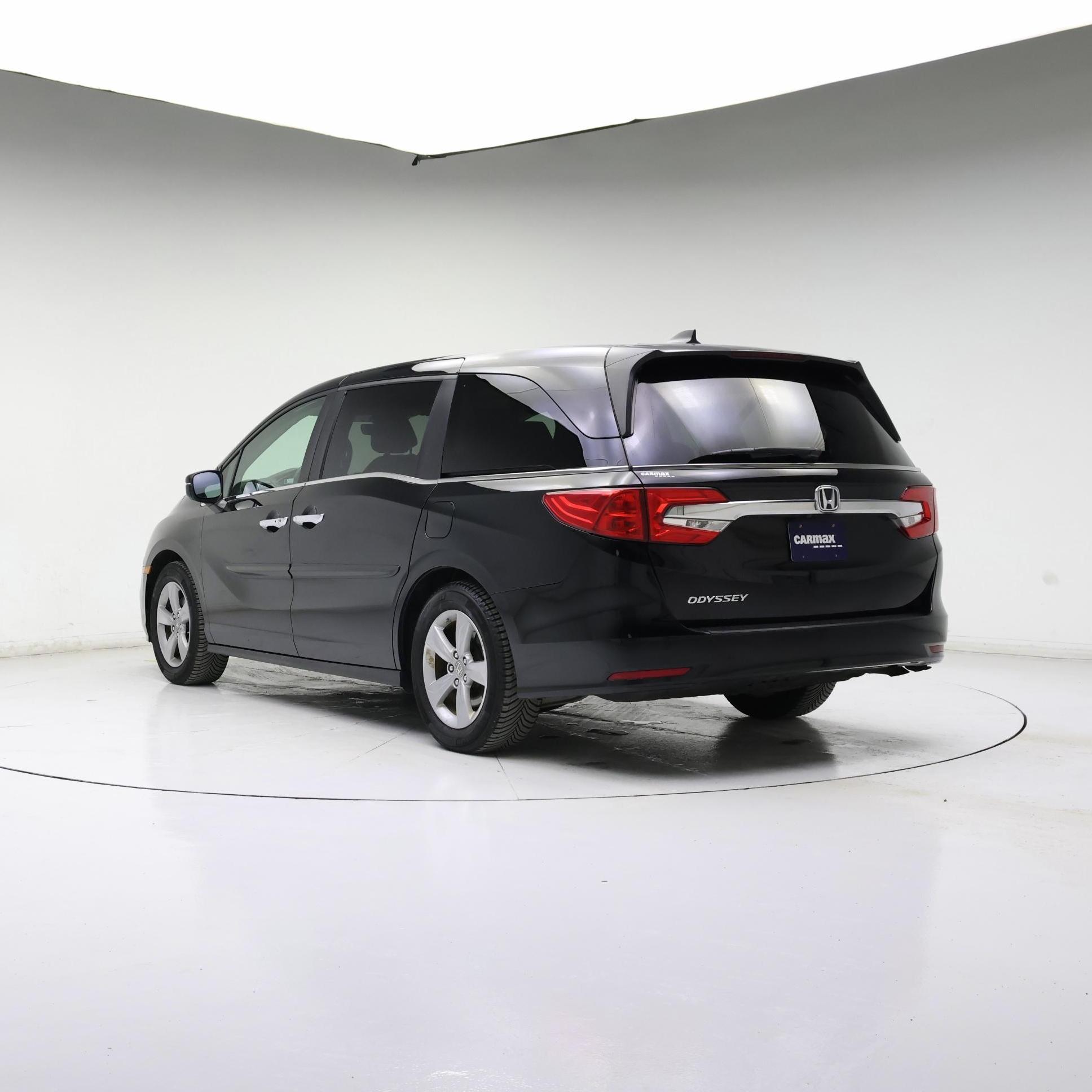 Thumbnail: 2019 Honda Odyssey - 2