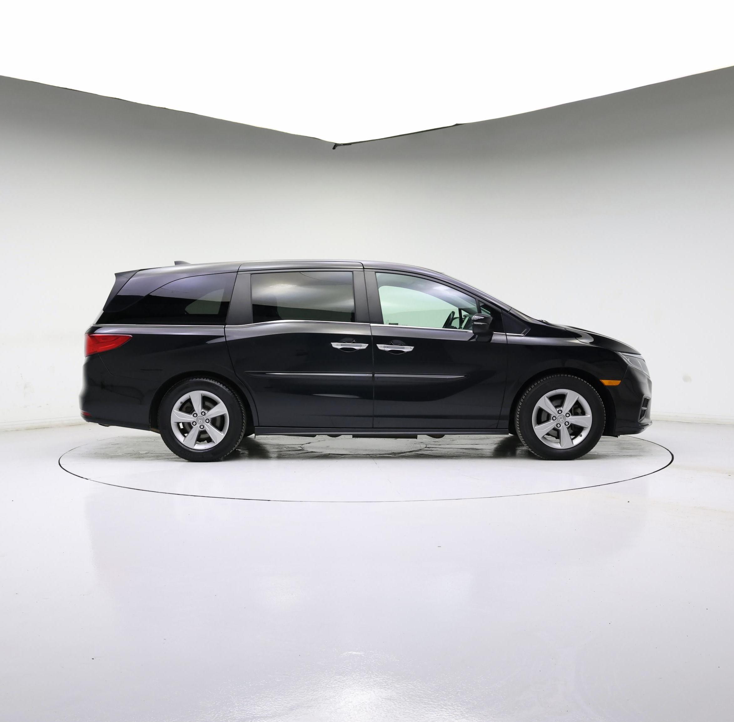 Thumbnail: 2019 Honda Odyssey - 7