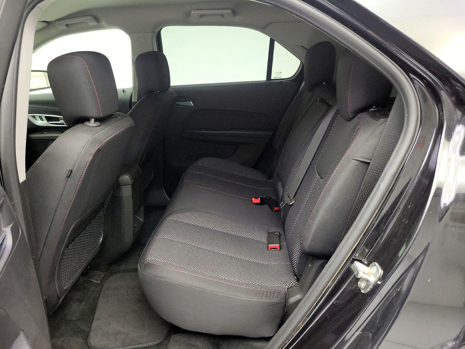 Thumbnail: 2015 Chevrolet Equinox - 18