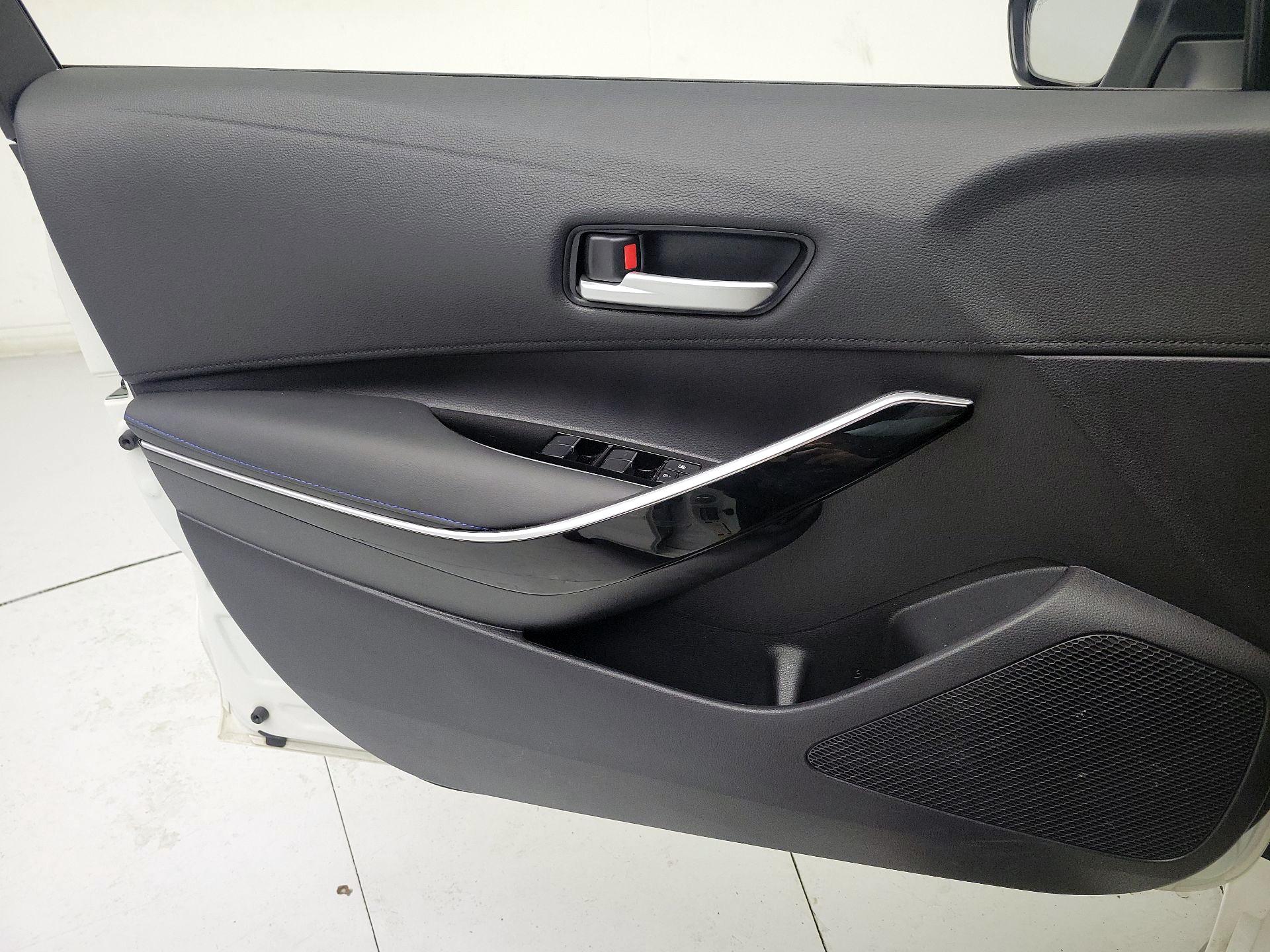 Thumbnail: 2020 Toyota Corolla - 12