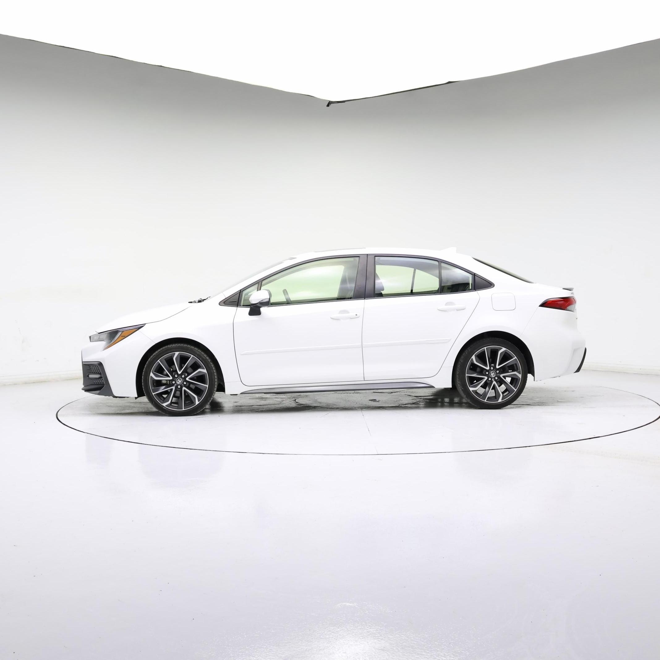 Thumbnail: 2020 Toyota Corolla - 3
