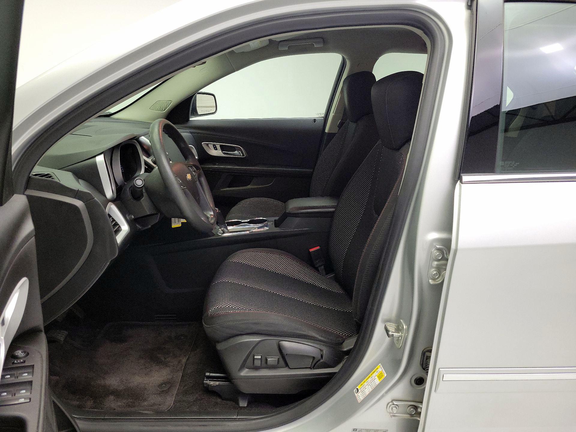 Thumbnail: 2016 Chevrolet Equinox - 11