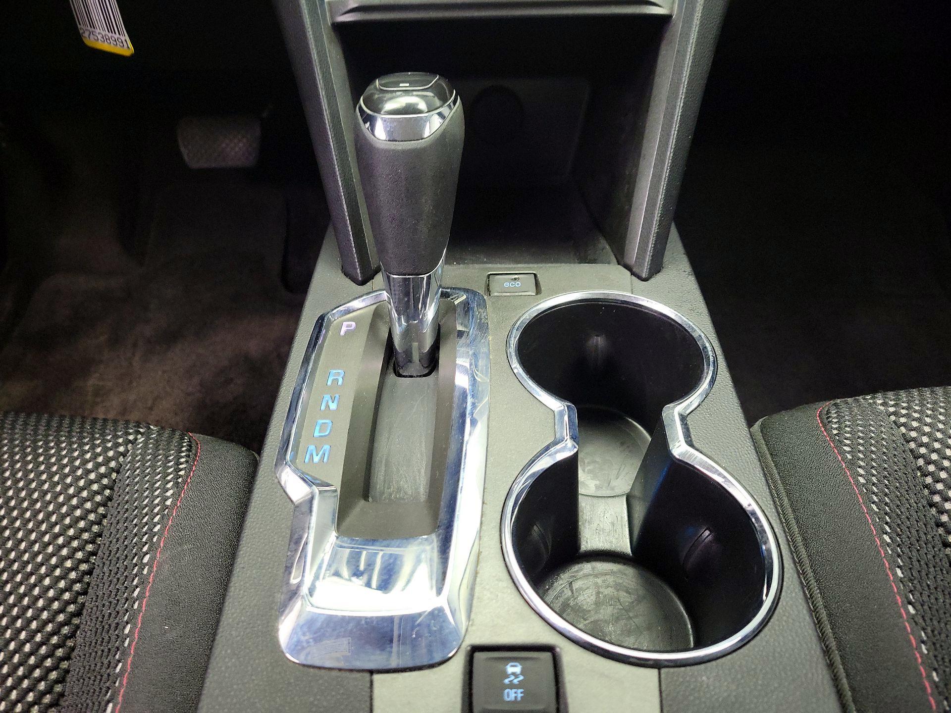 Thumbnail: 2016 Chevrolet Equinox - 16