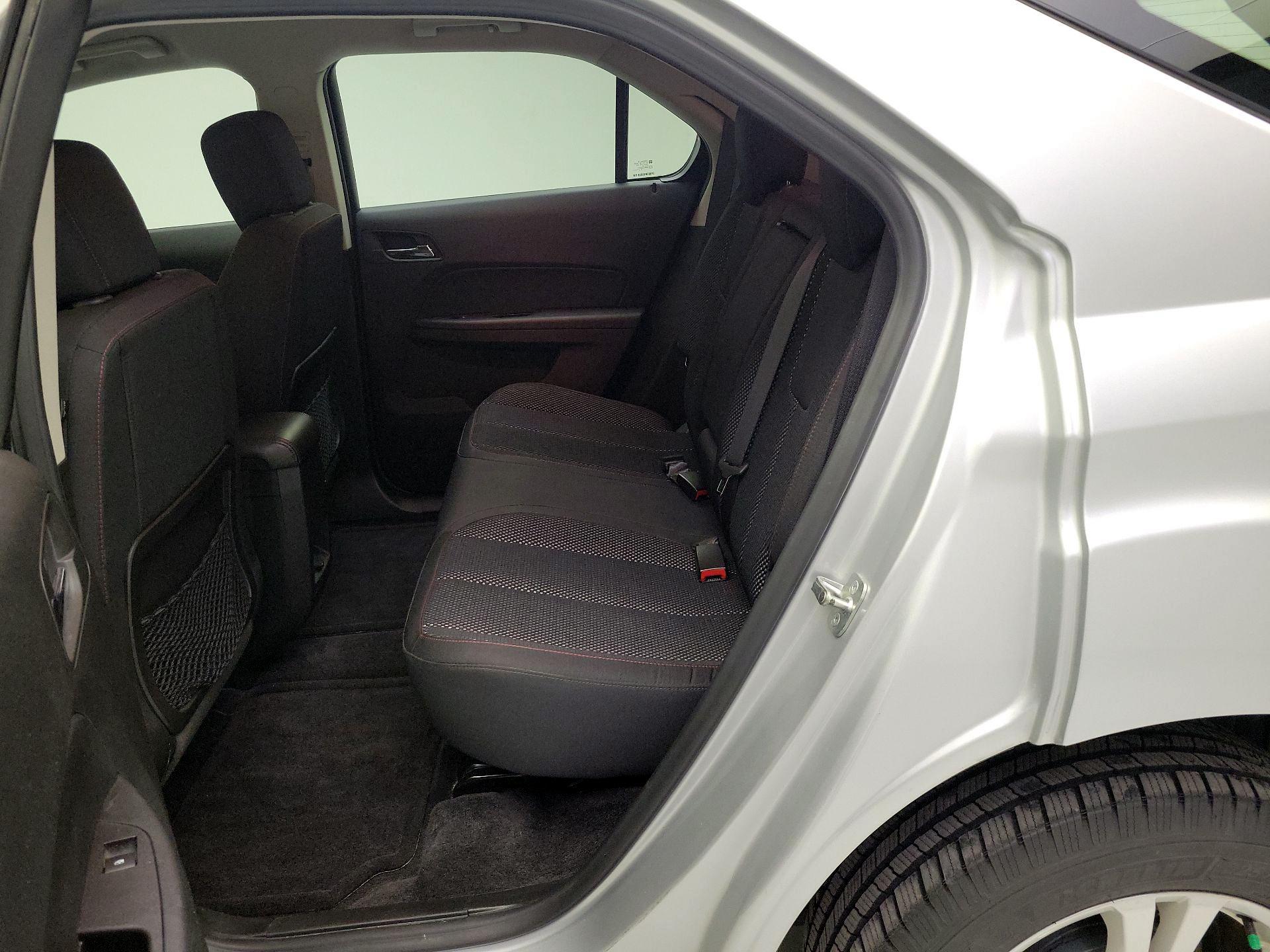 Thumbnail: 2016 Chevrolet Equinox - 18