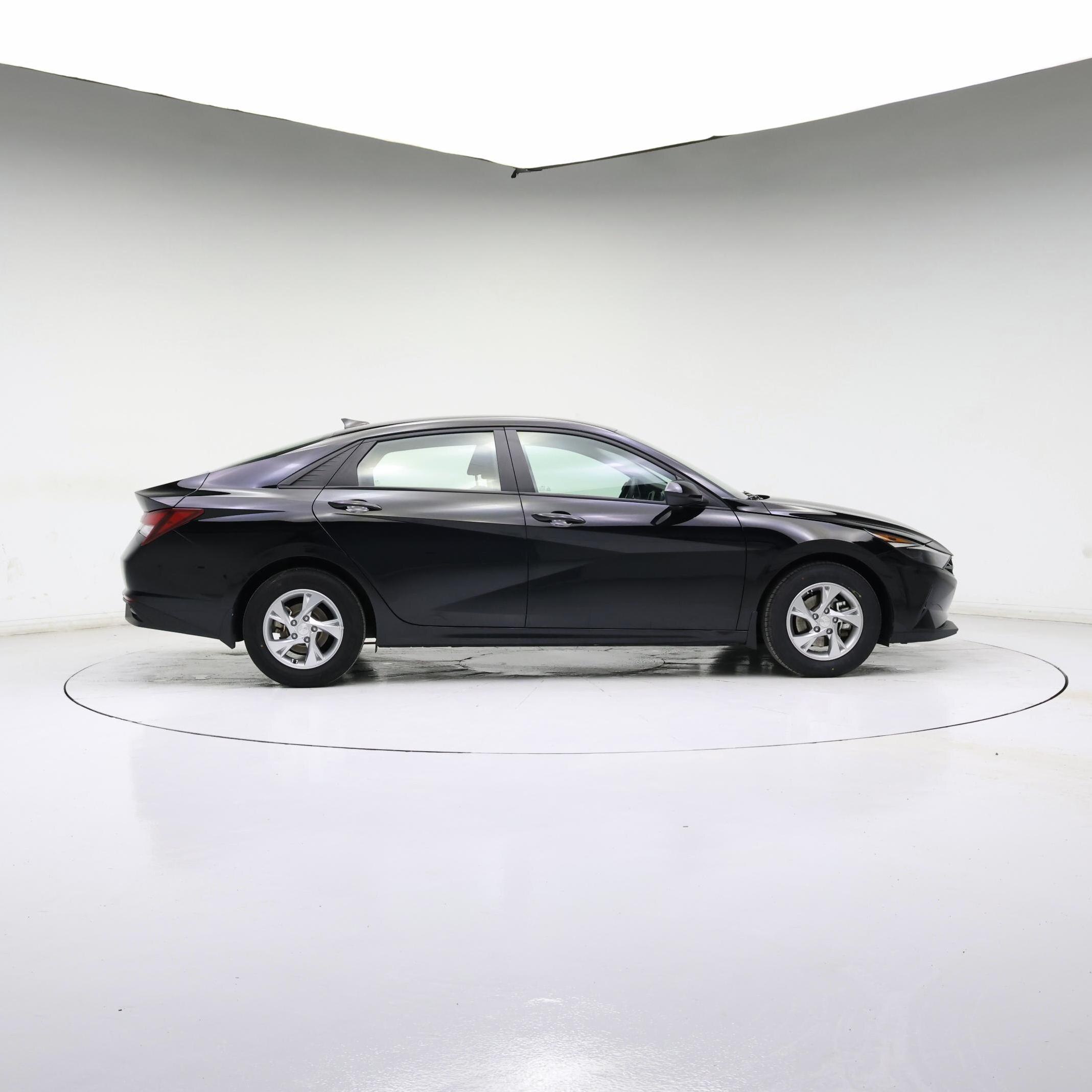 Thumbnail: 2022 Hyundai Elantra - 7