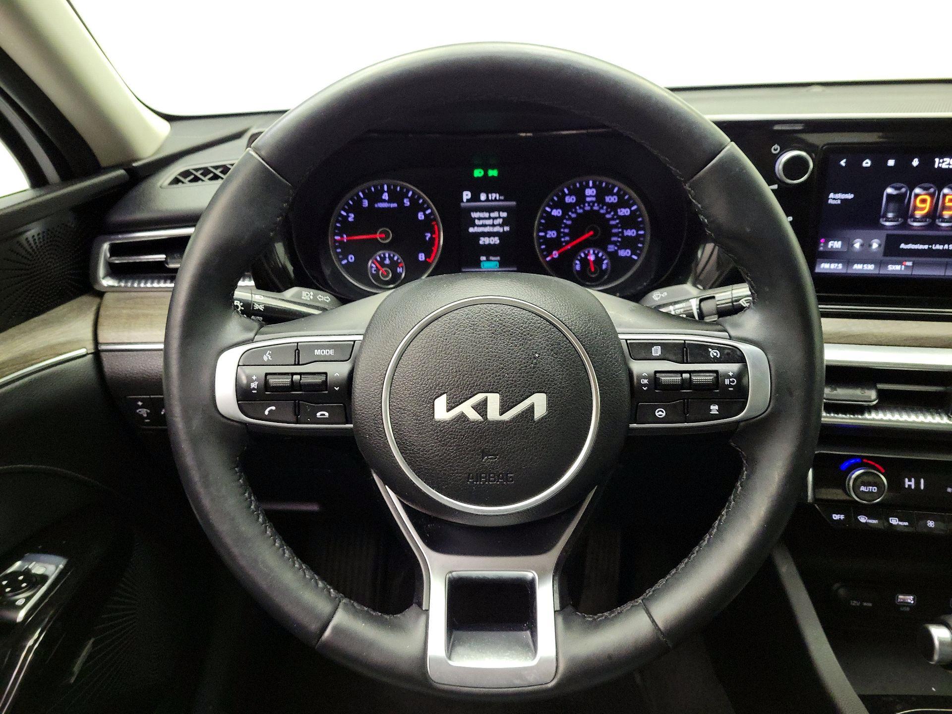 Thumbnail: 2022 Kia K5 - 10