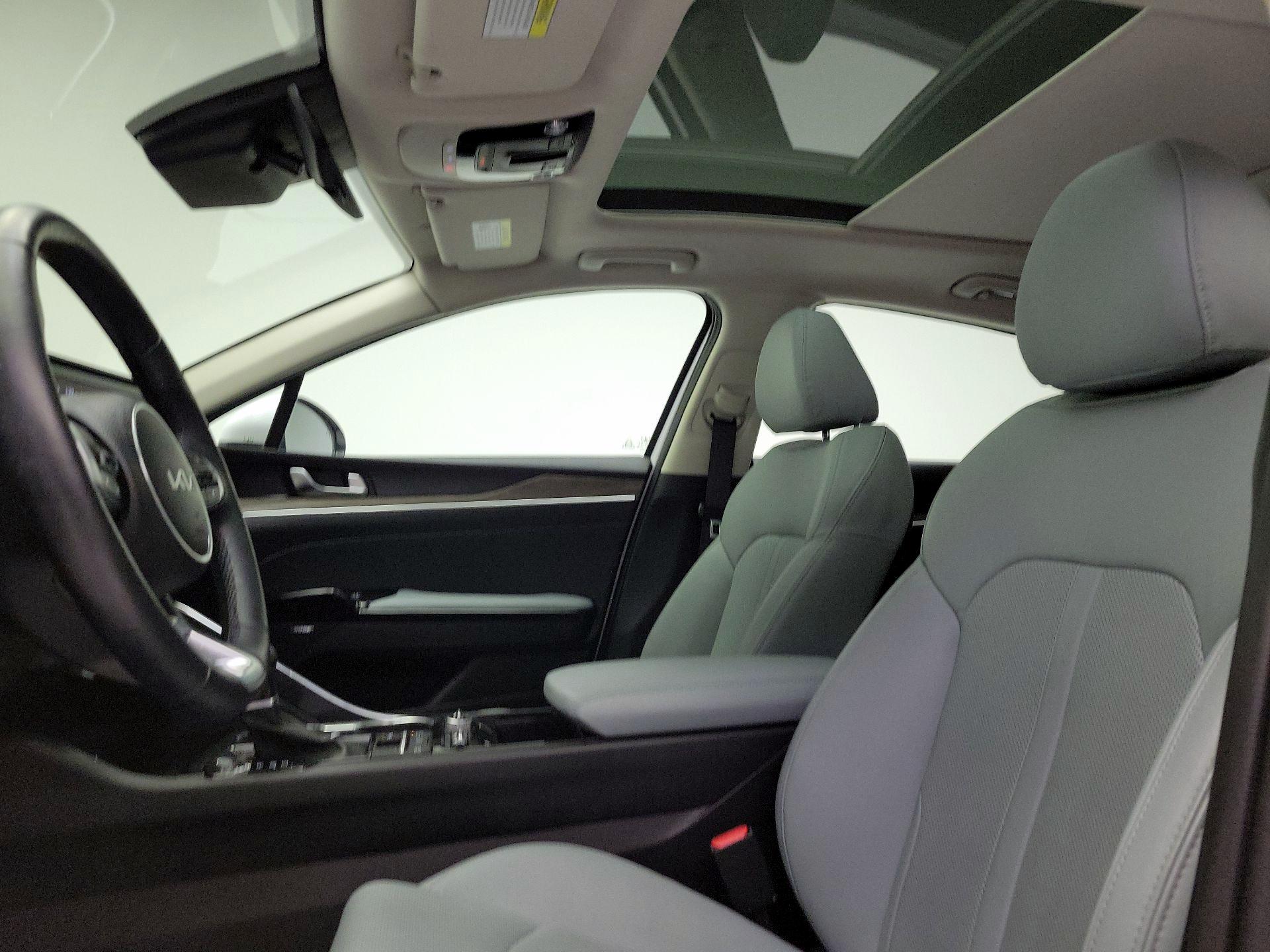 Thumbnail: 2022 Kia K5 - 19