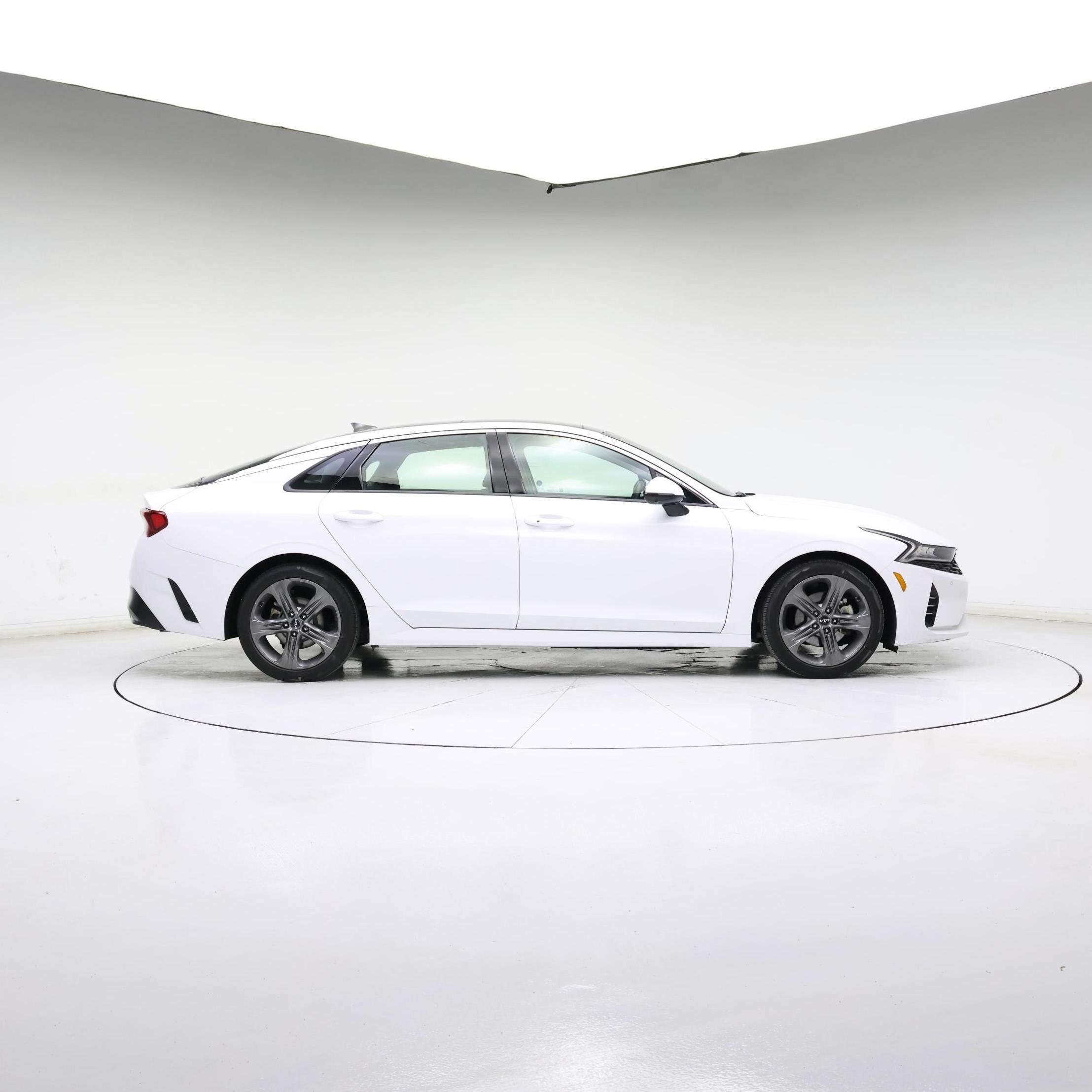 Thumbnail: 2022 Kia K5 - 7