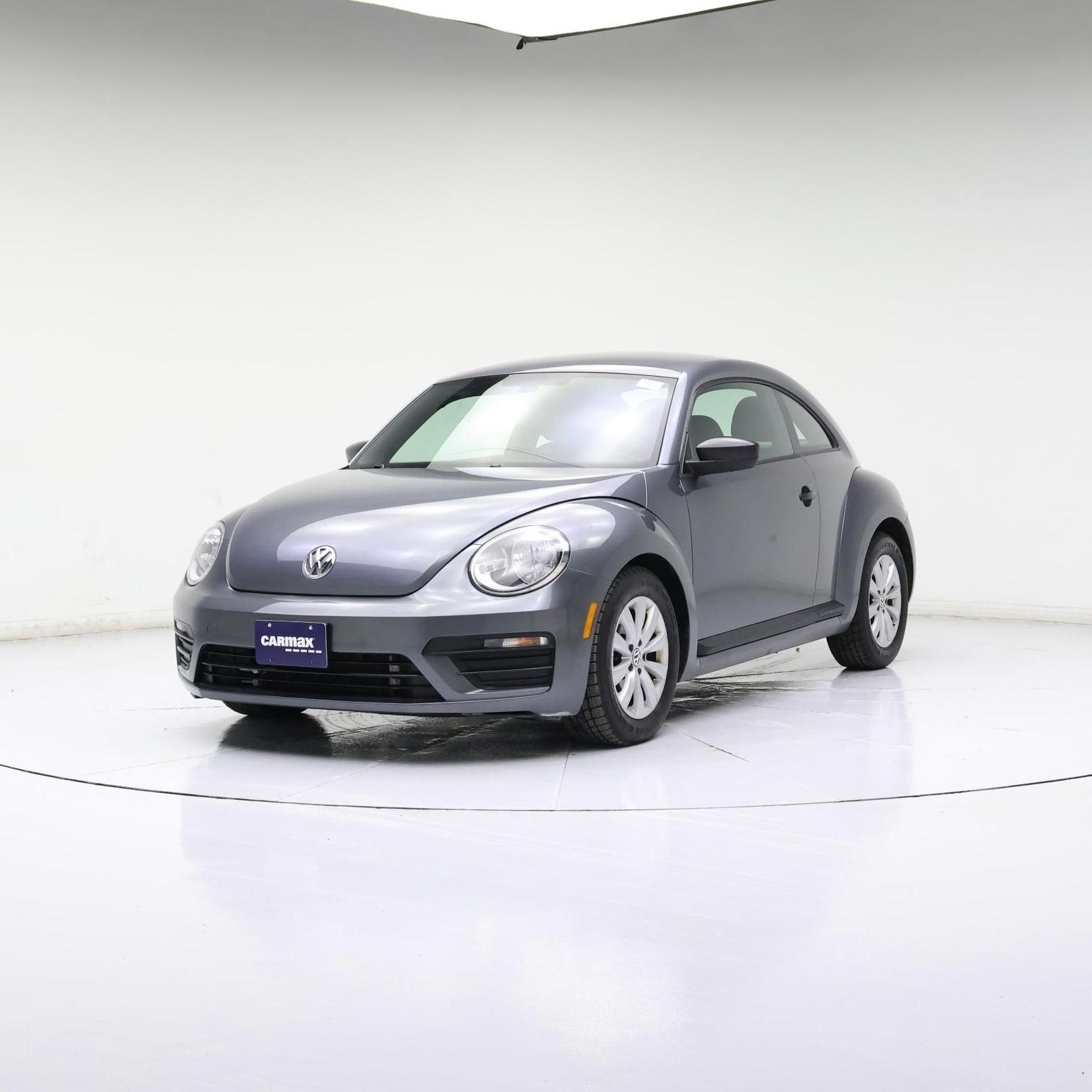 Thumbnail: 2017 Volkswagen Beetle - 8
