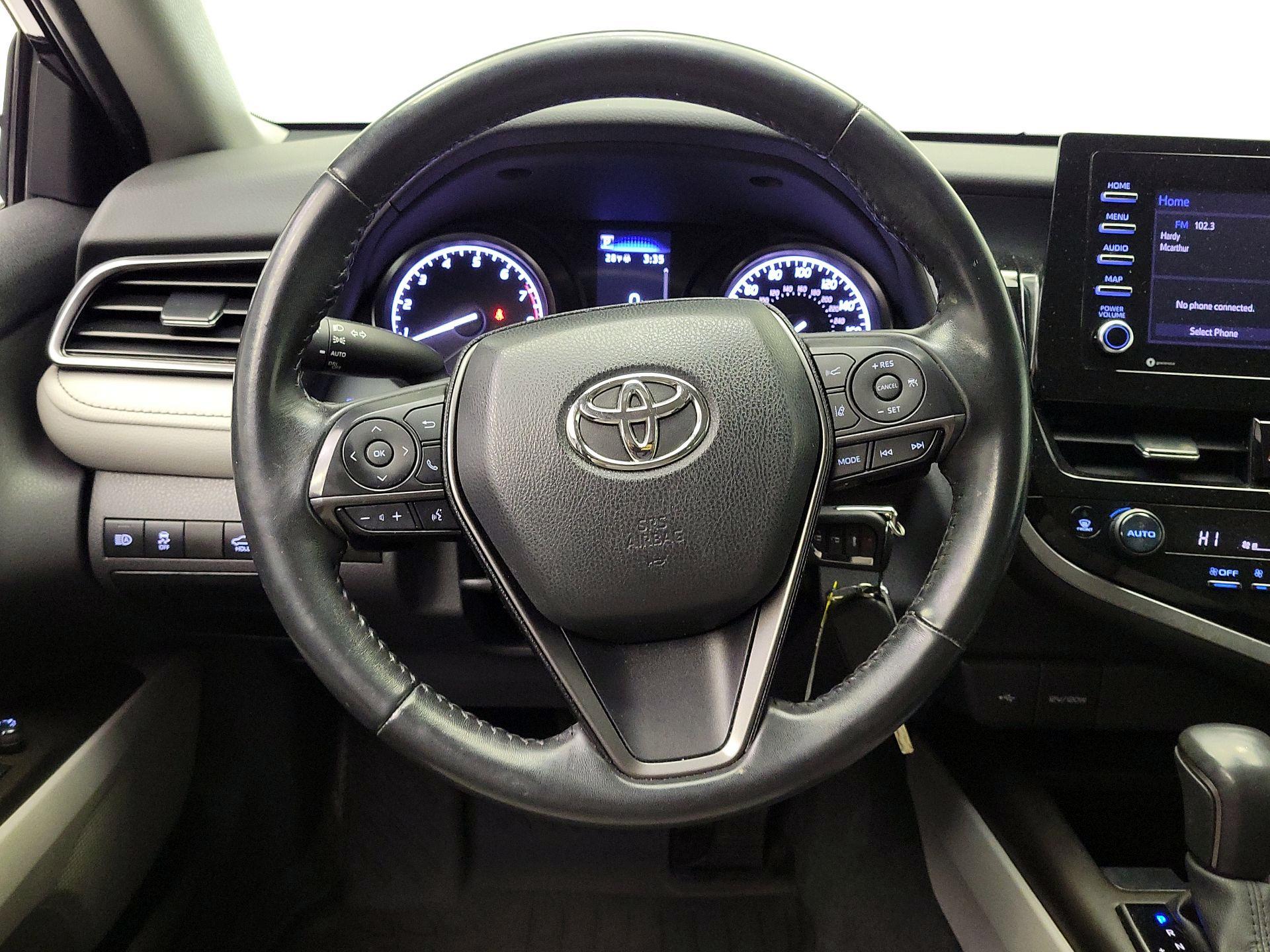 Thumbnail: 2022 Toyota Camry - 10