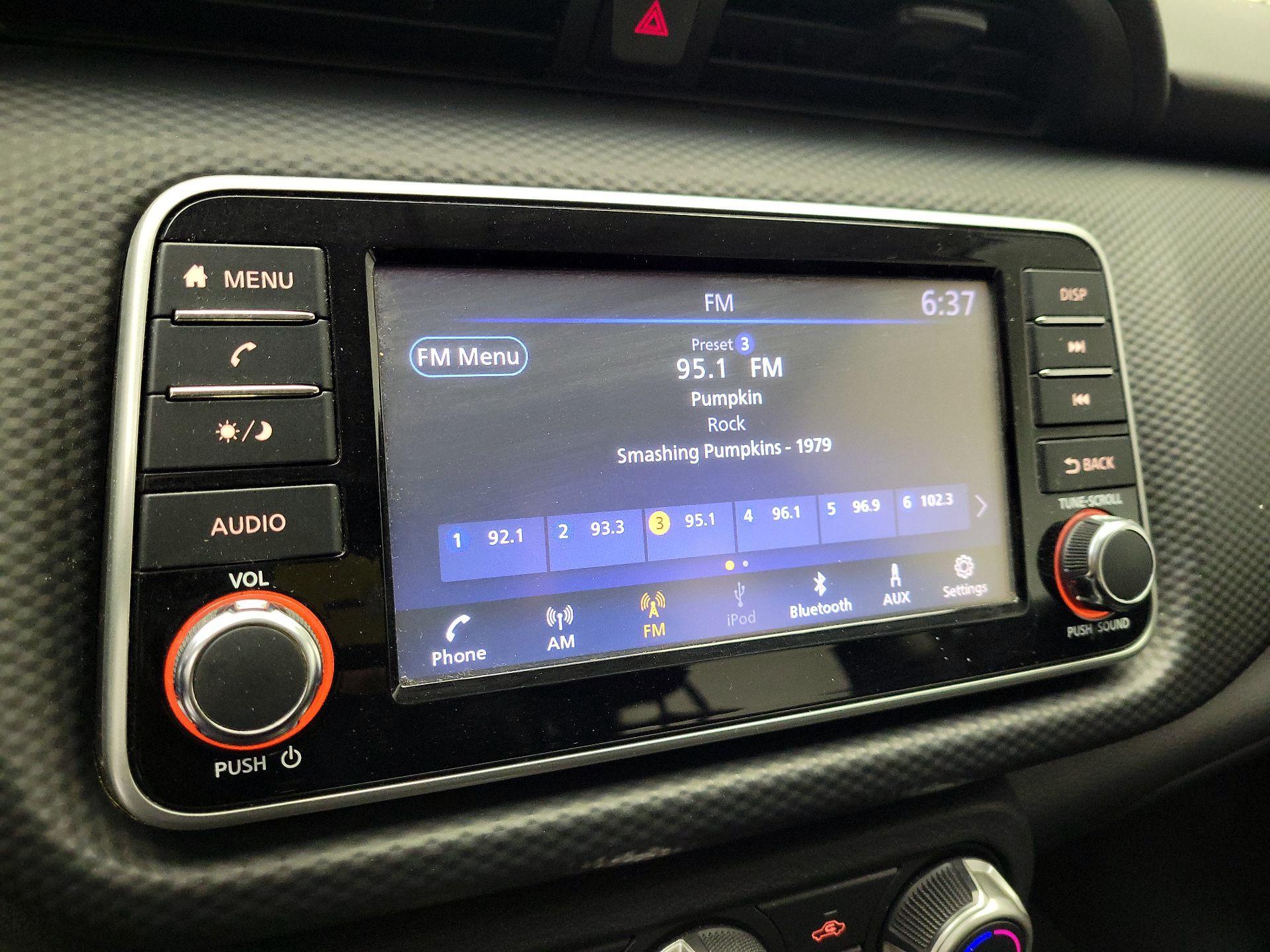 Thumbnail: 2021 Nissan Kicks - 15