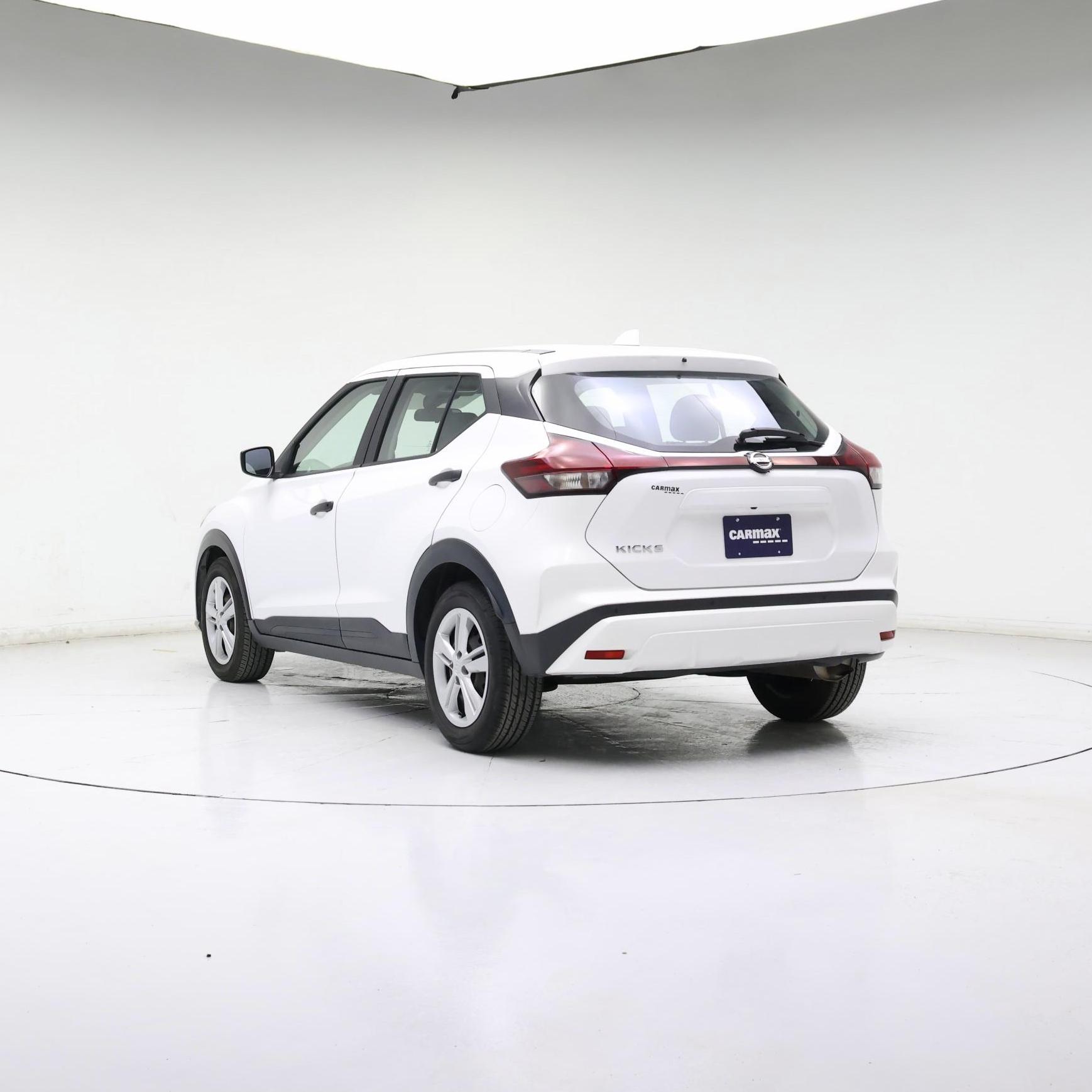 Thumbnail: 2021 Nissan Kicks - 2