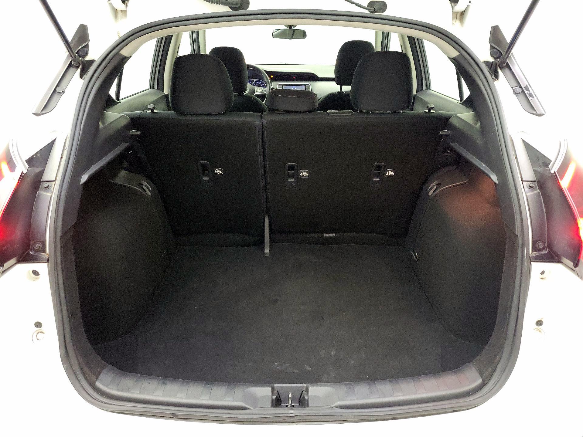 Thumbnail: 2021 Nissan Kicks - 20