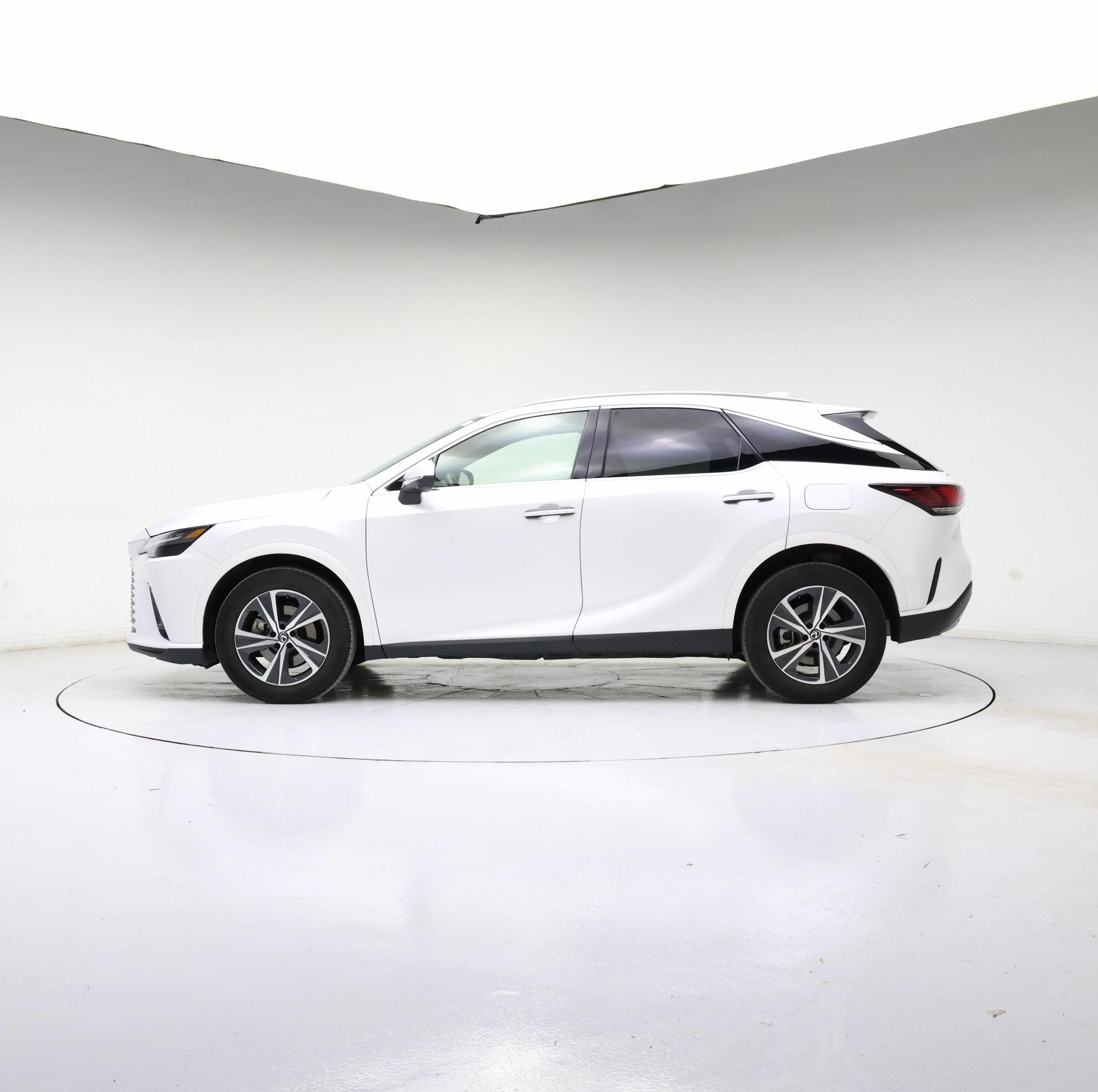 Thumbnail: 2024 Lexus RX - 3