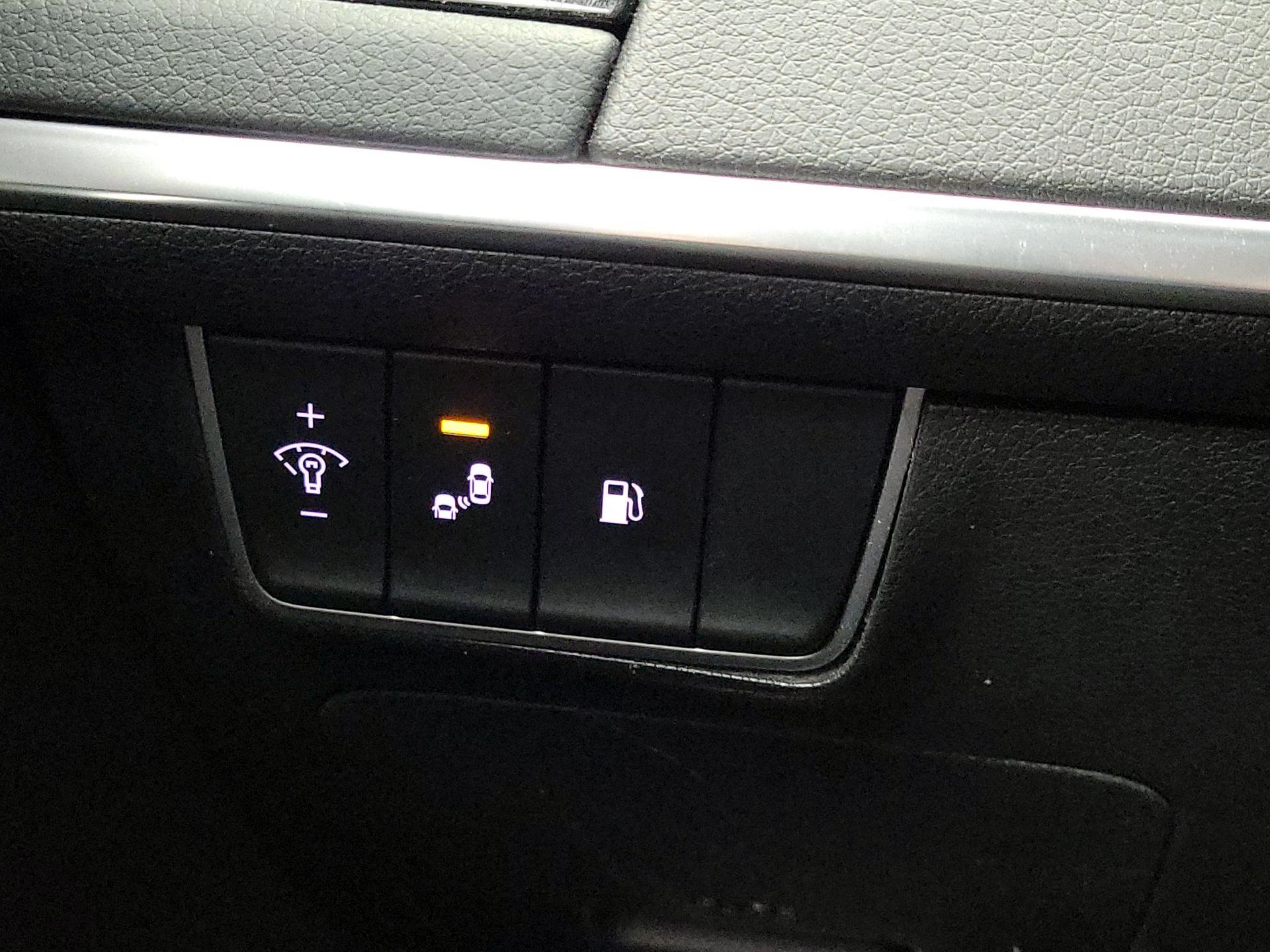 Thumbnail: 2021 Kia Stinger - 13