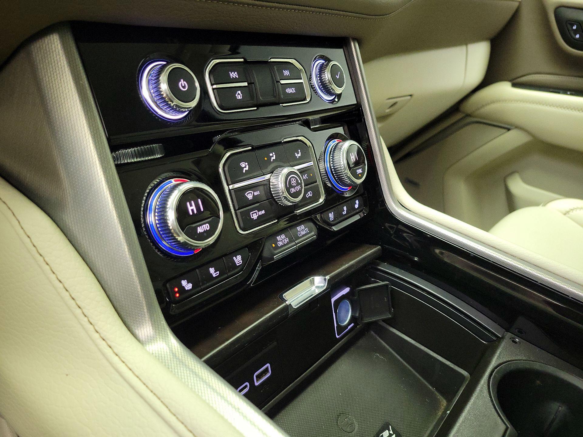 Thumbnail: 2022 GMC Yukon - 17