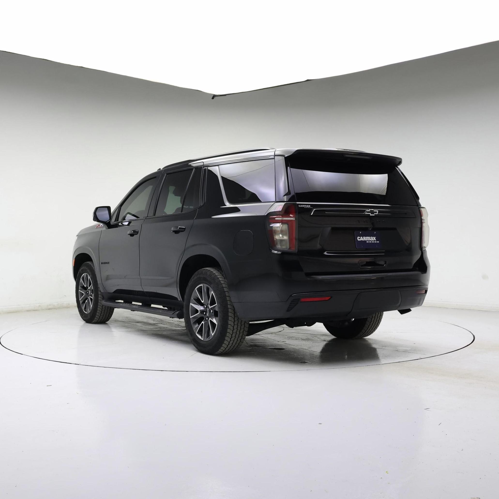 Thumbnail: 2023 Chevrolet Tahoe - 2