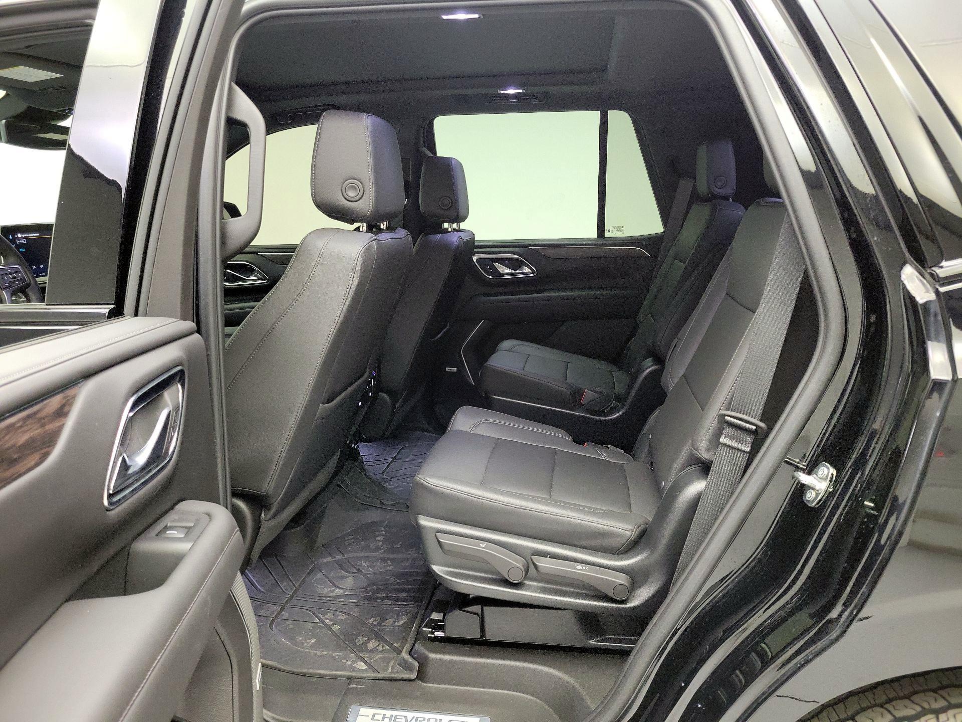 Thumbnail: 2023 Chevrolet Tahoe - 20