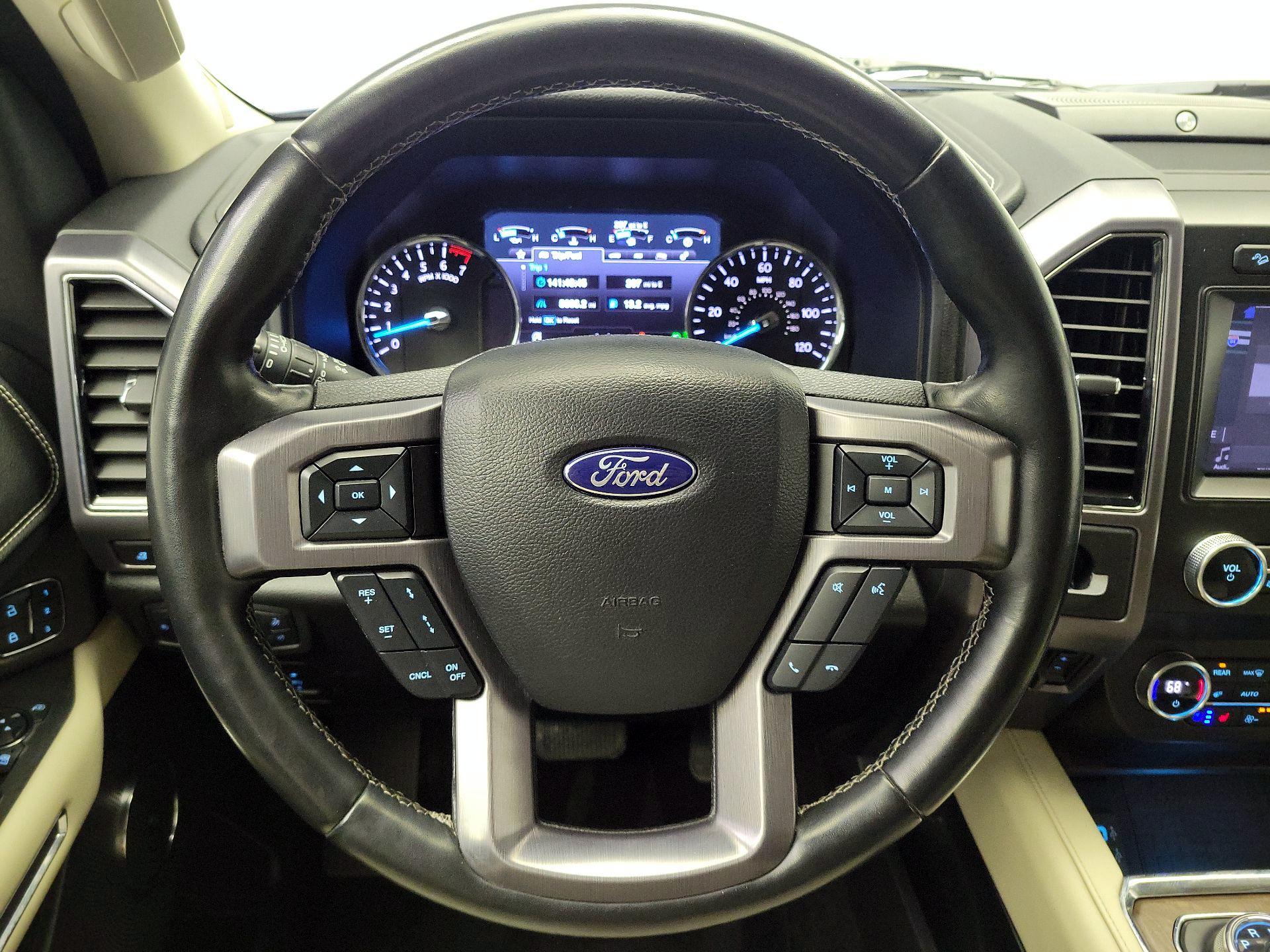 Thumbnail: 2019 Ford Expedition - 10